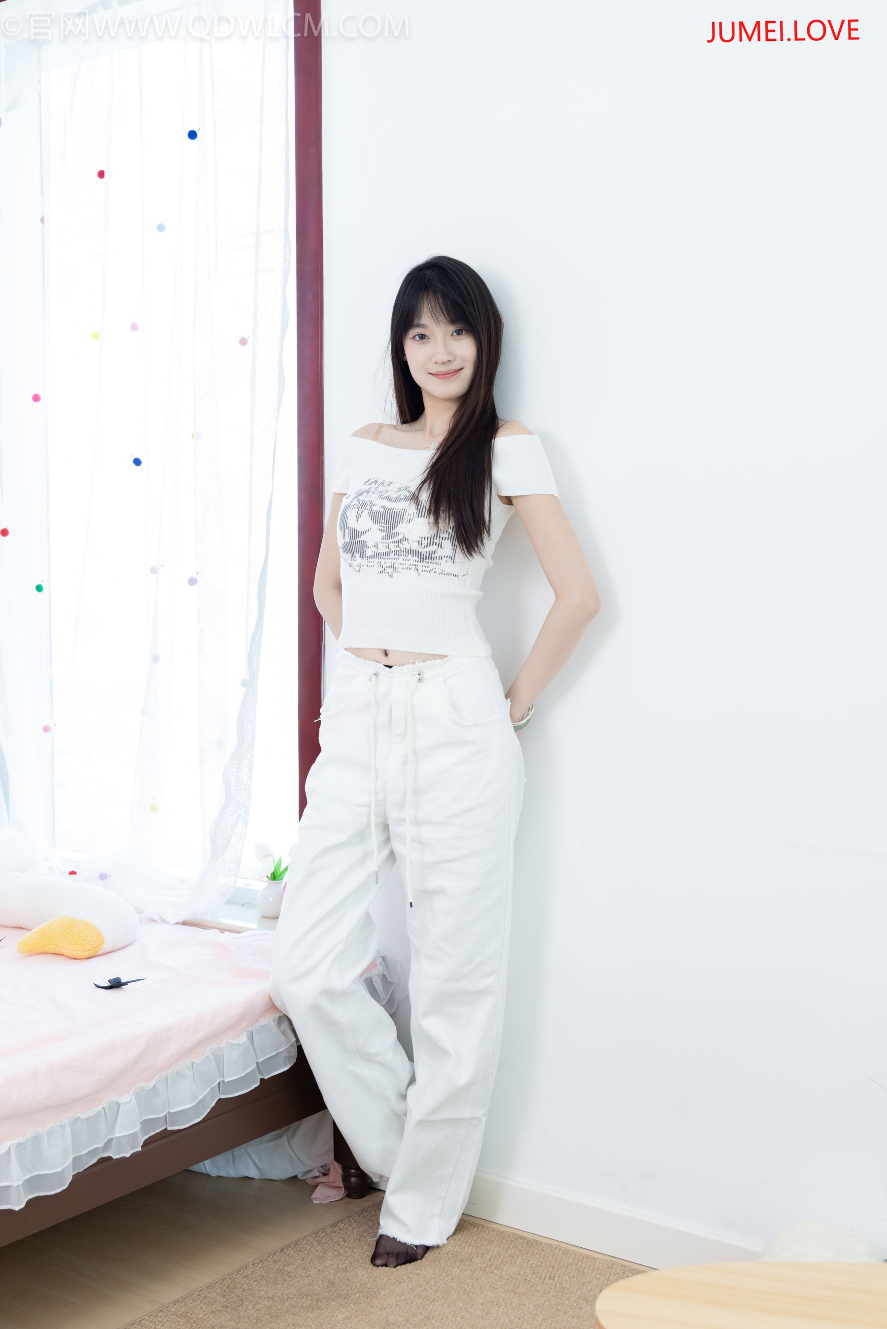 物恋传媒 No.2670 山奈 - 帆布鞋、白棉袜、薄黑丝 第60张