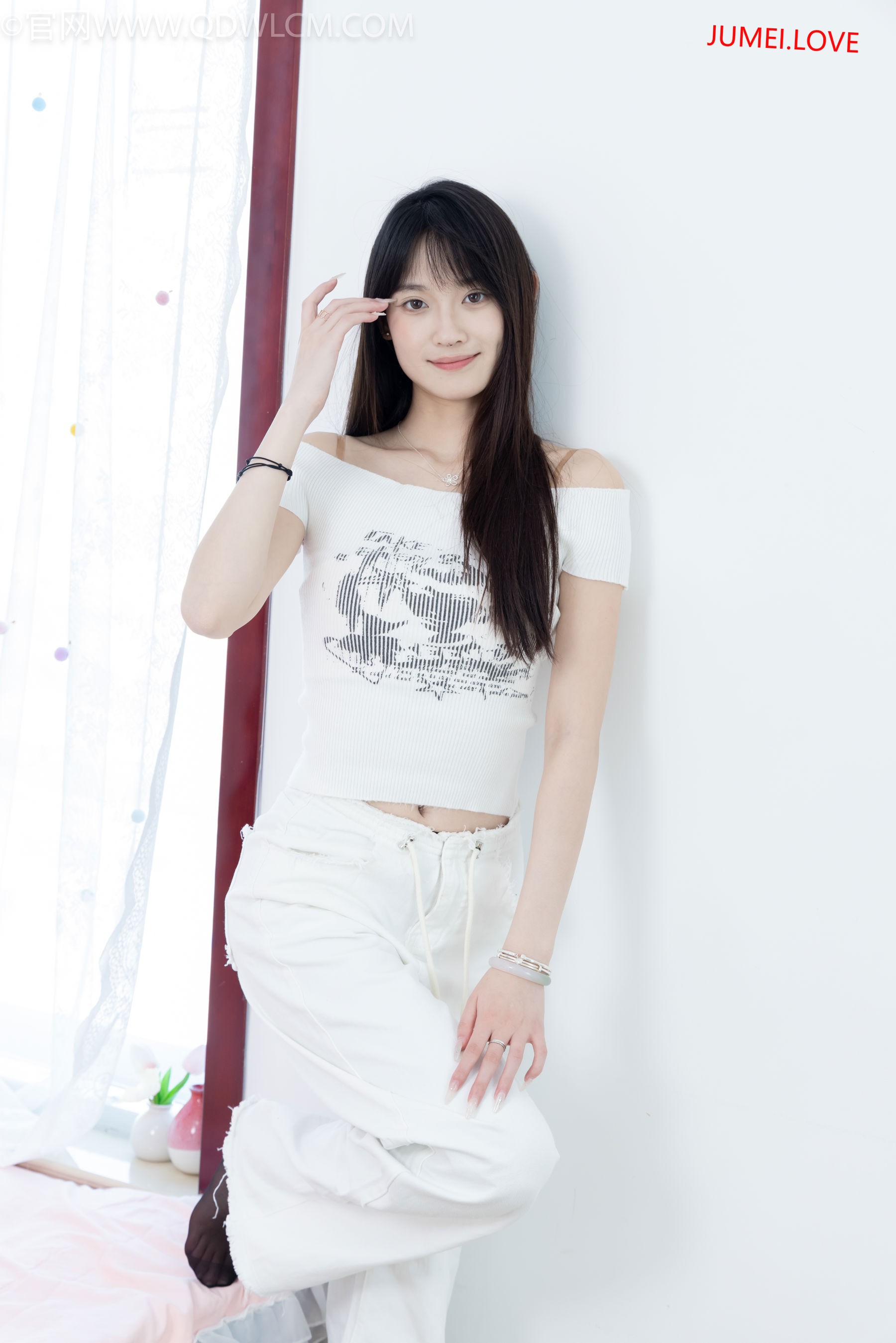 物恋传媒 No.2670 山奈 - 帆布鞋、白棉袜、薄黑丝 第62张