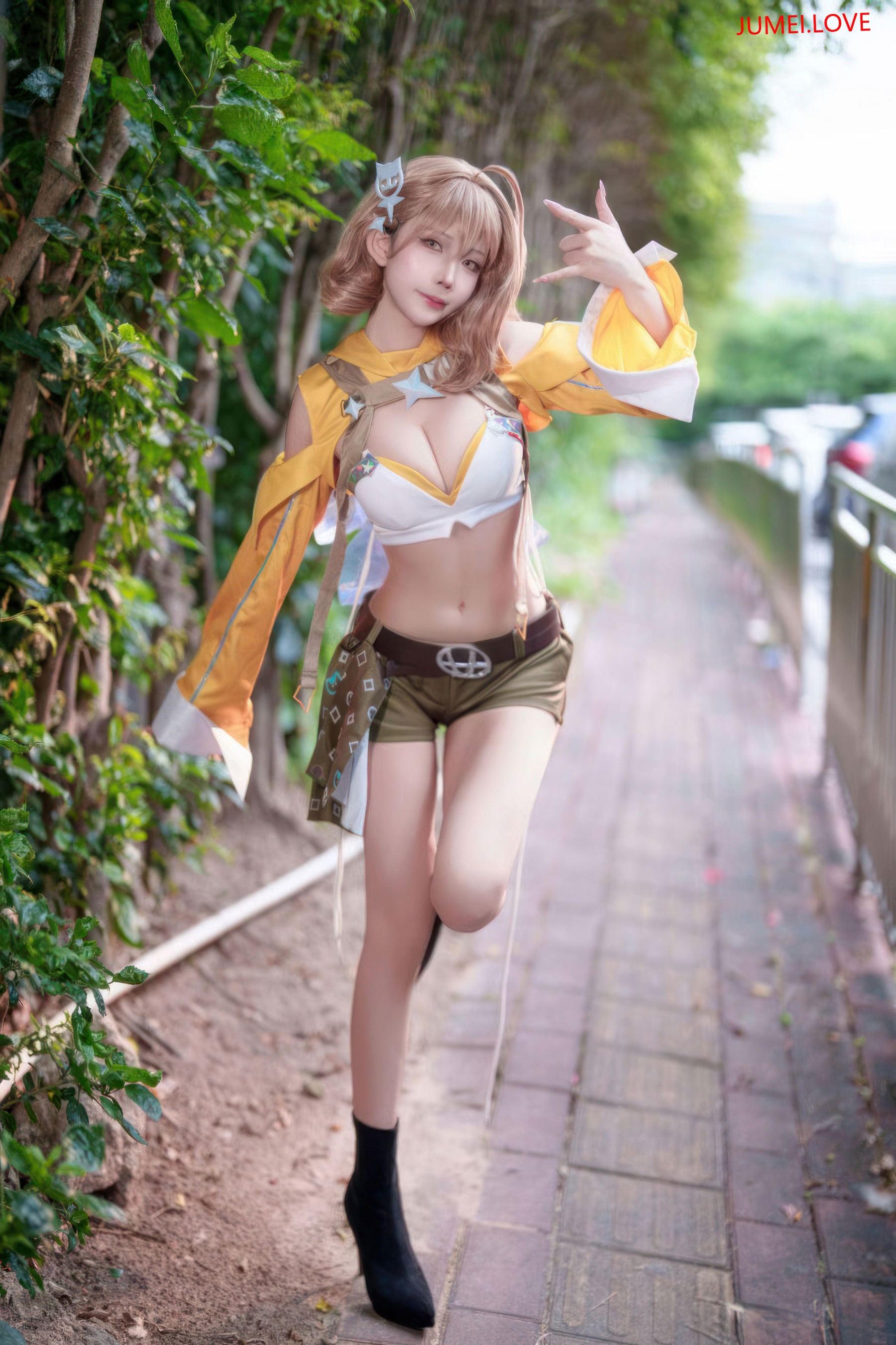 二次元妹子抱走莫子aa - 胜利女神：妮姬 阿妮斯 第1张