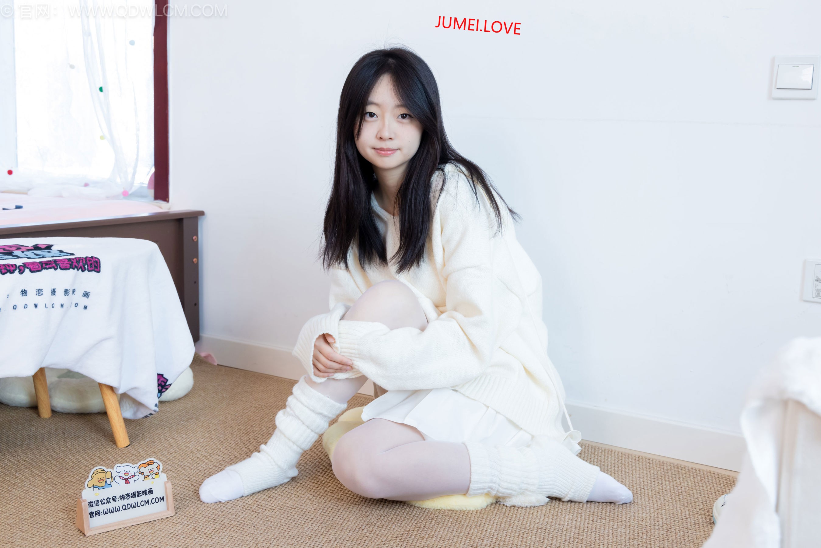 物恋传媒 No.2683 萌萌 - 板鞋、堆堆袜套、纯白棉袜、薄白丝 第112张