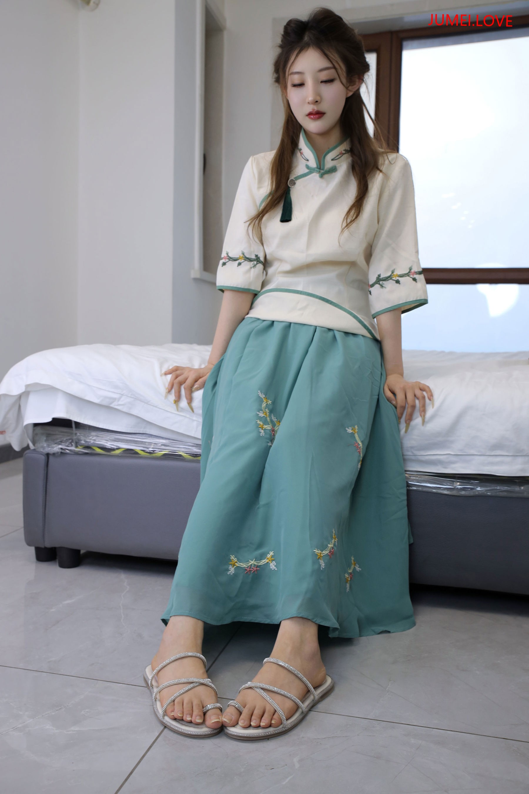 绮梦摄影 2025.03.11 No.199 婷婷 珍藏无修无水印版 第190张