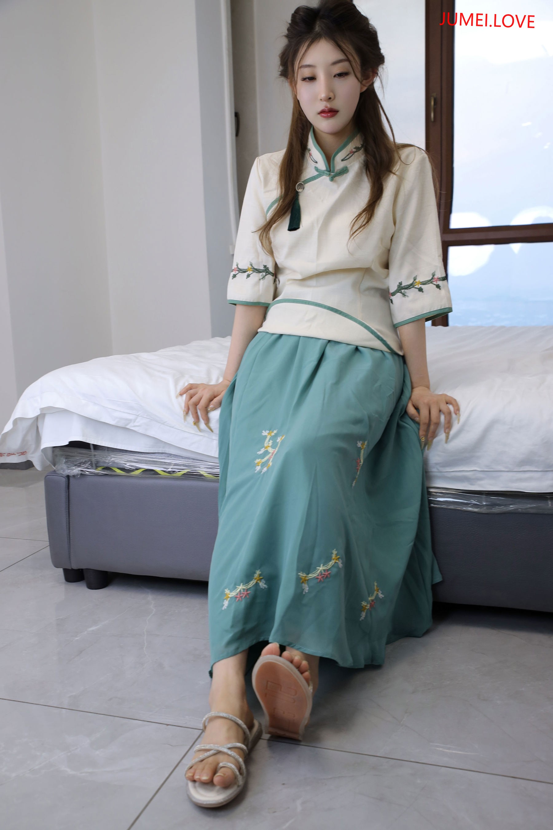 绮梦摄影 2025.03.11 No.199 婷婷 珍藏无修无水印版 第199张