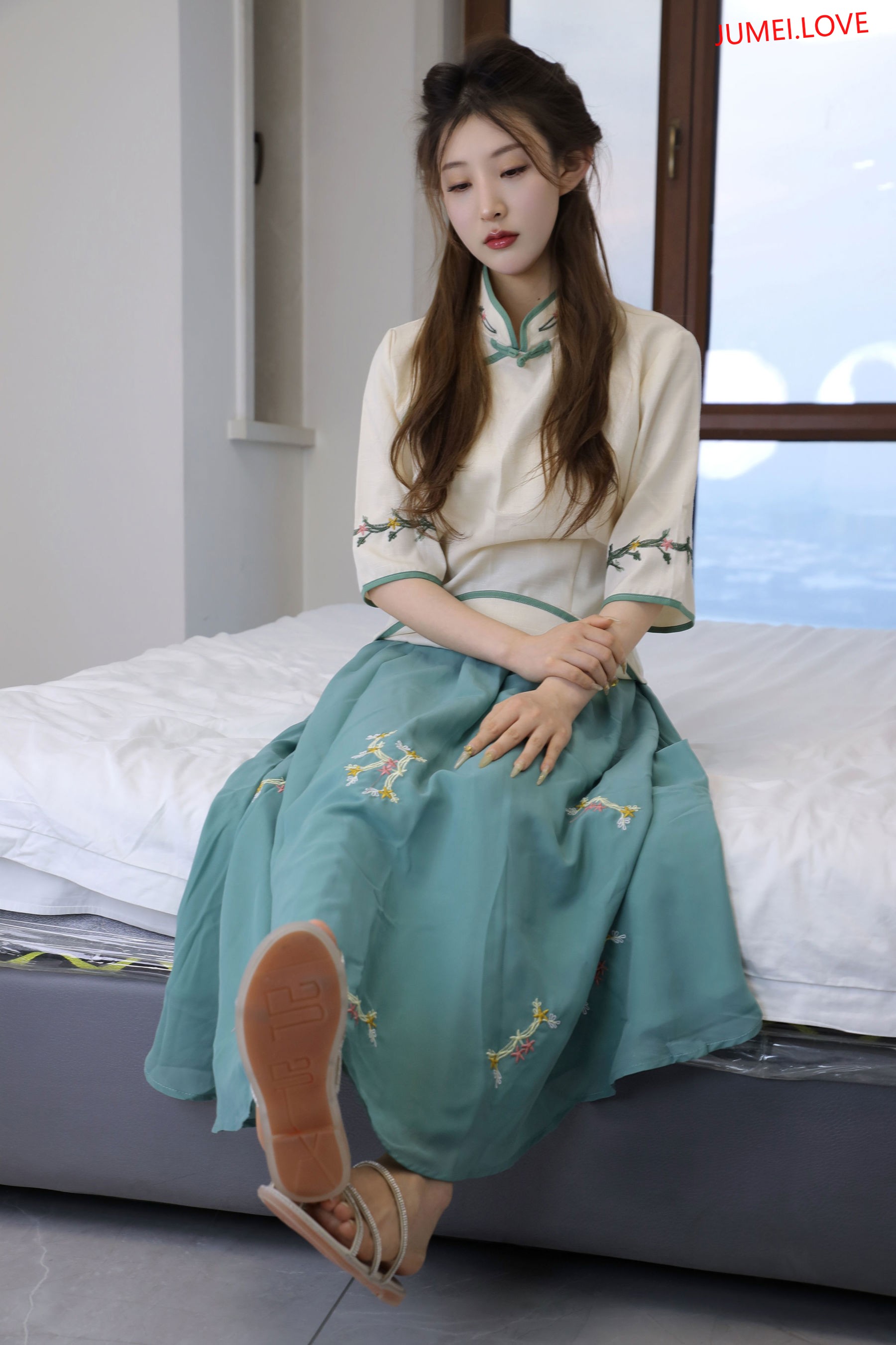 绮梦摄影 2025.03.11 No.199 婷婷 珍藏无修无水印版 第210张