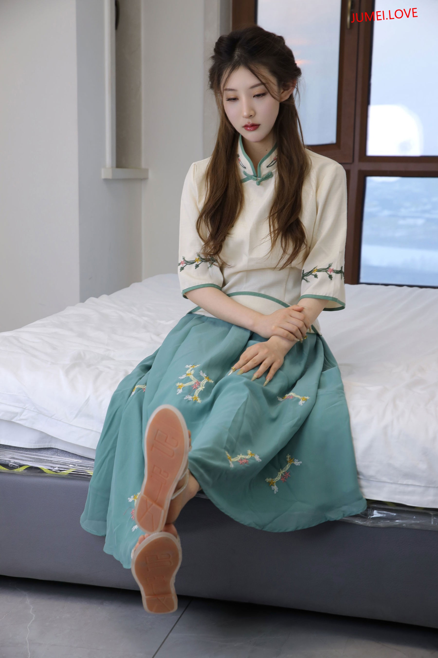 绮梦摄影 2025.03.11 No.199 婷婷 珍藏无修无水印版 第211张