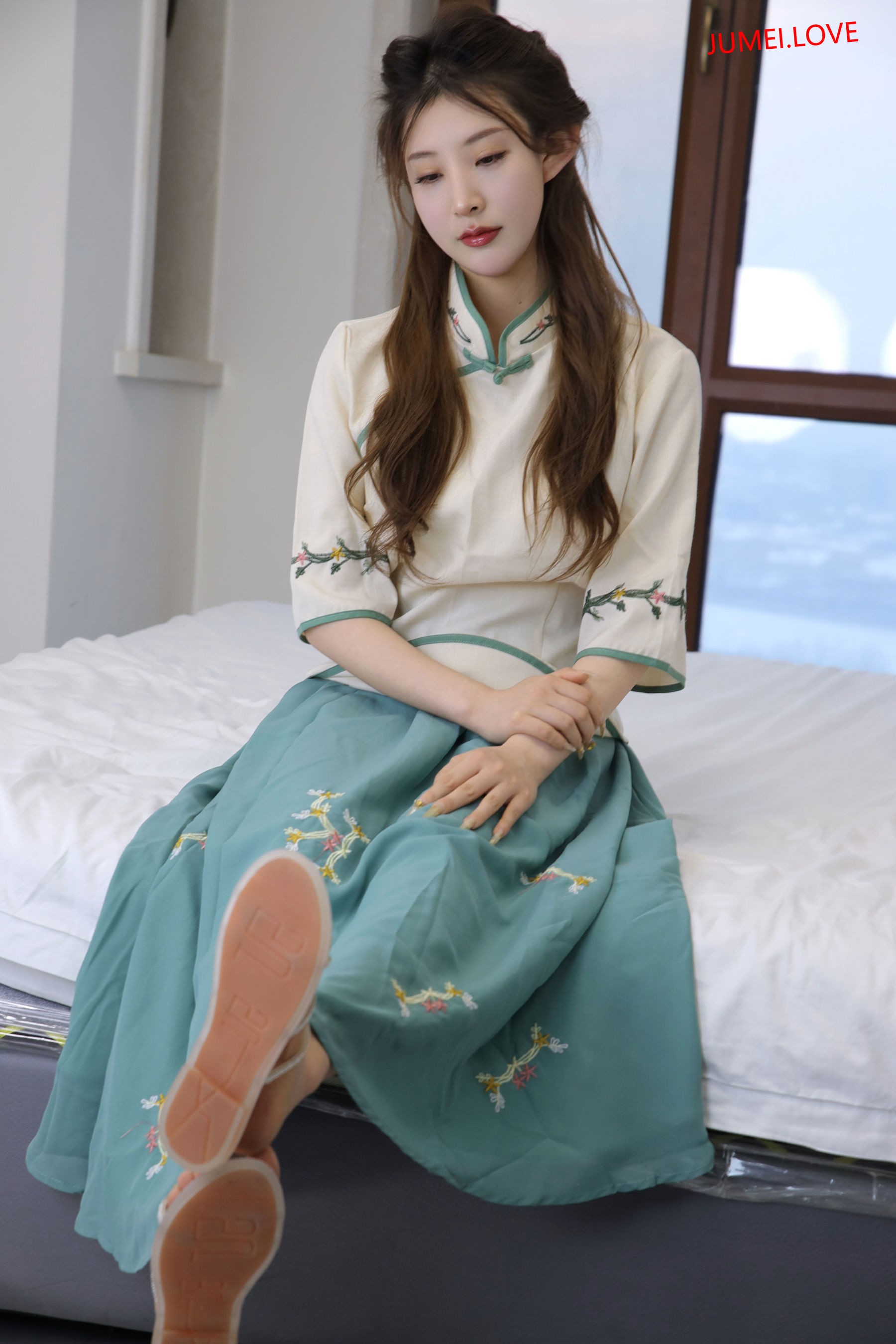 绮梦摄影 2025.03.11 No.199 婷婷 珍藏无修无水印版 第214张