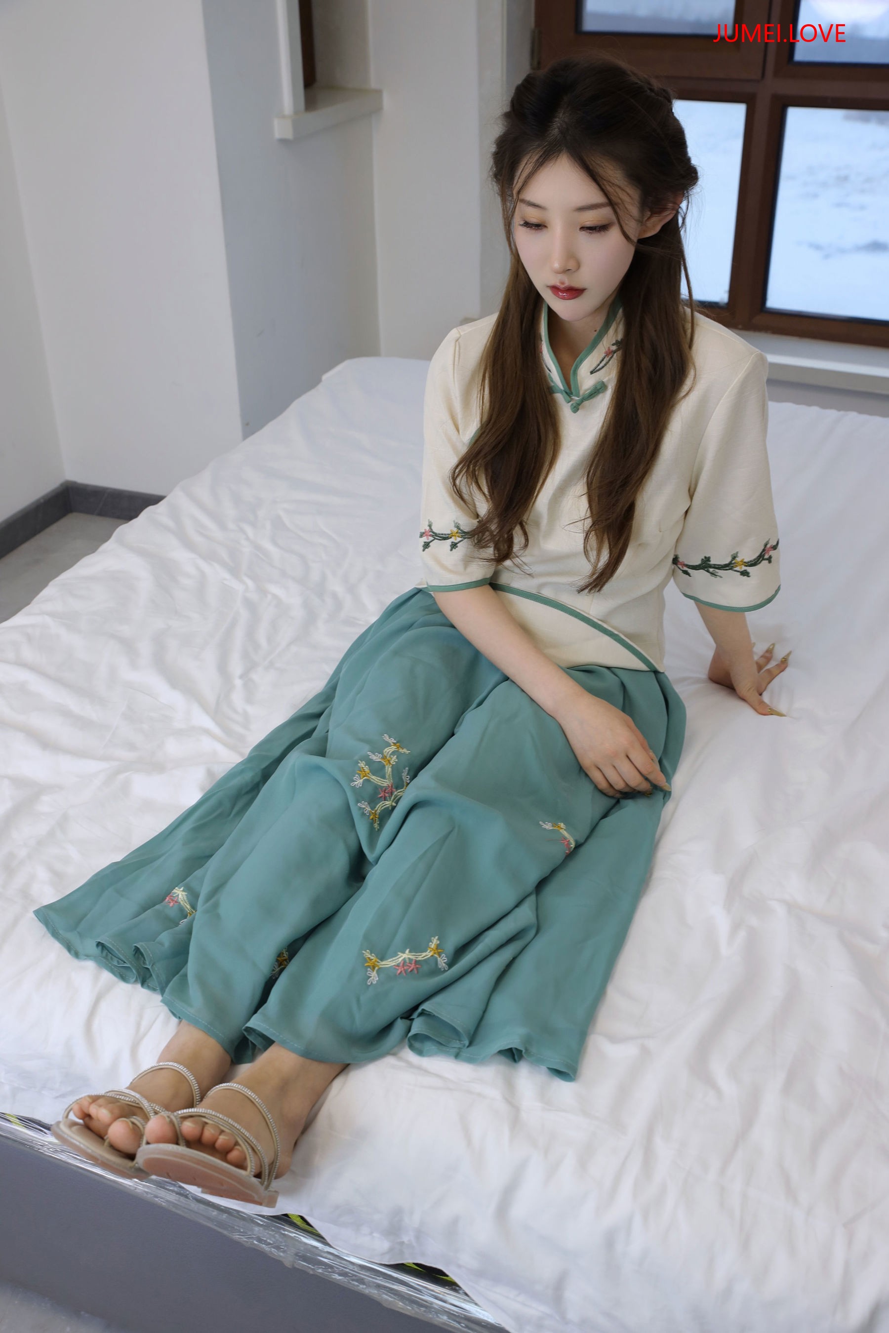 绮梦摄影 2025.03.11 No.199 婷婷 珍藏无修无水印版 第221张