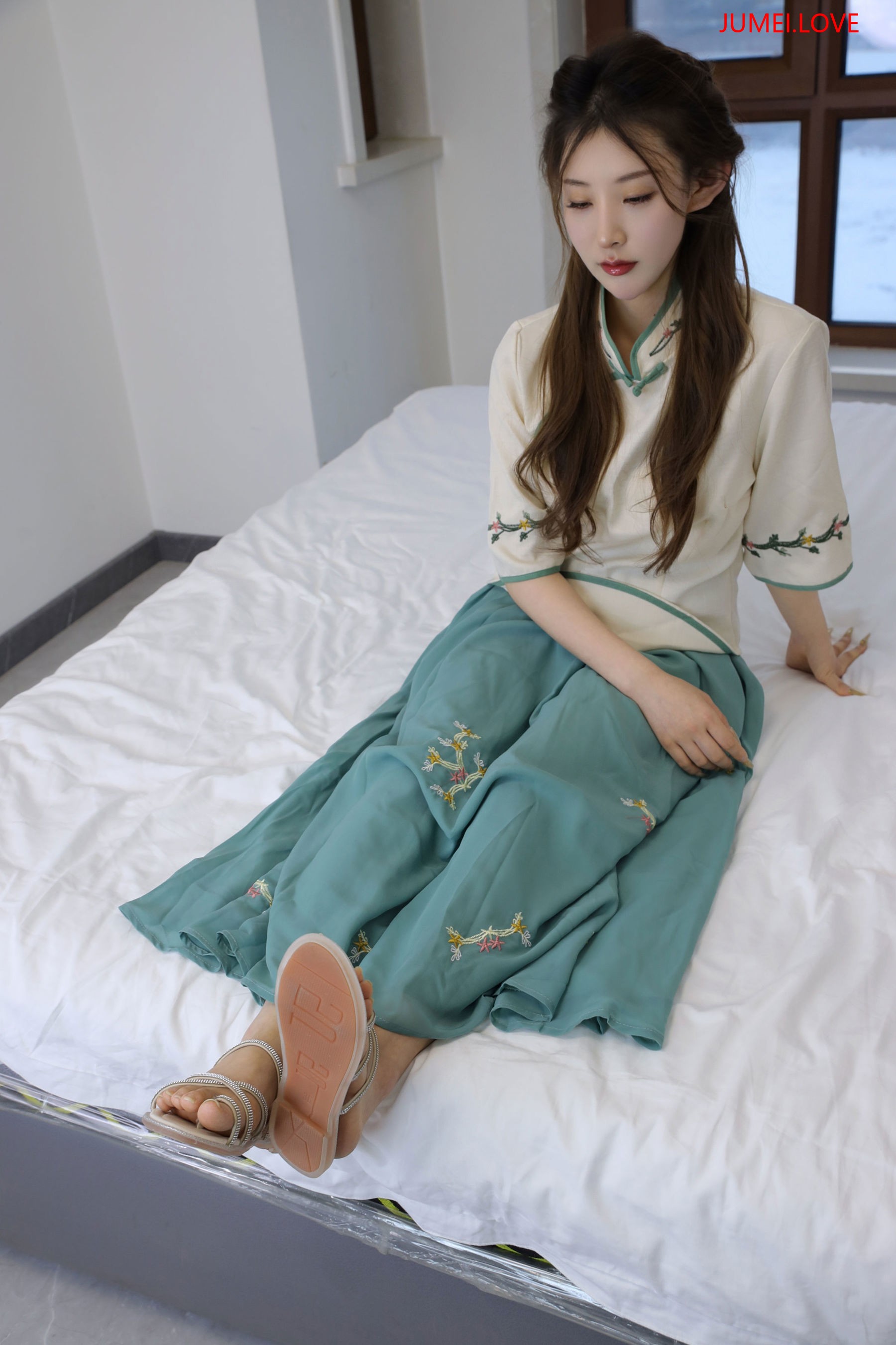 绮梦摄影 2025.03.11 No.199 婷婷 珍藏无修无水印版 第223张