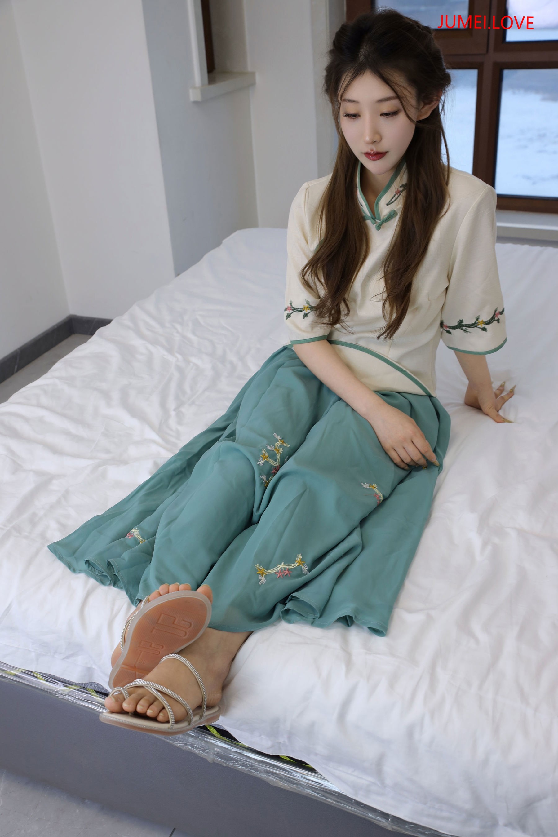 绮梦摄影 2025.03.11 No.199 婷婷 珍藏无修无水印版 第224张