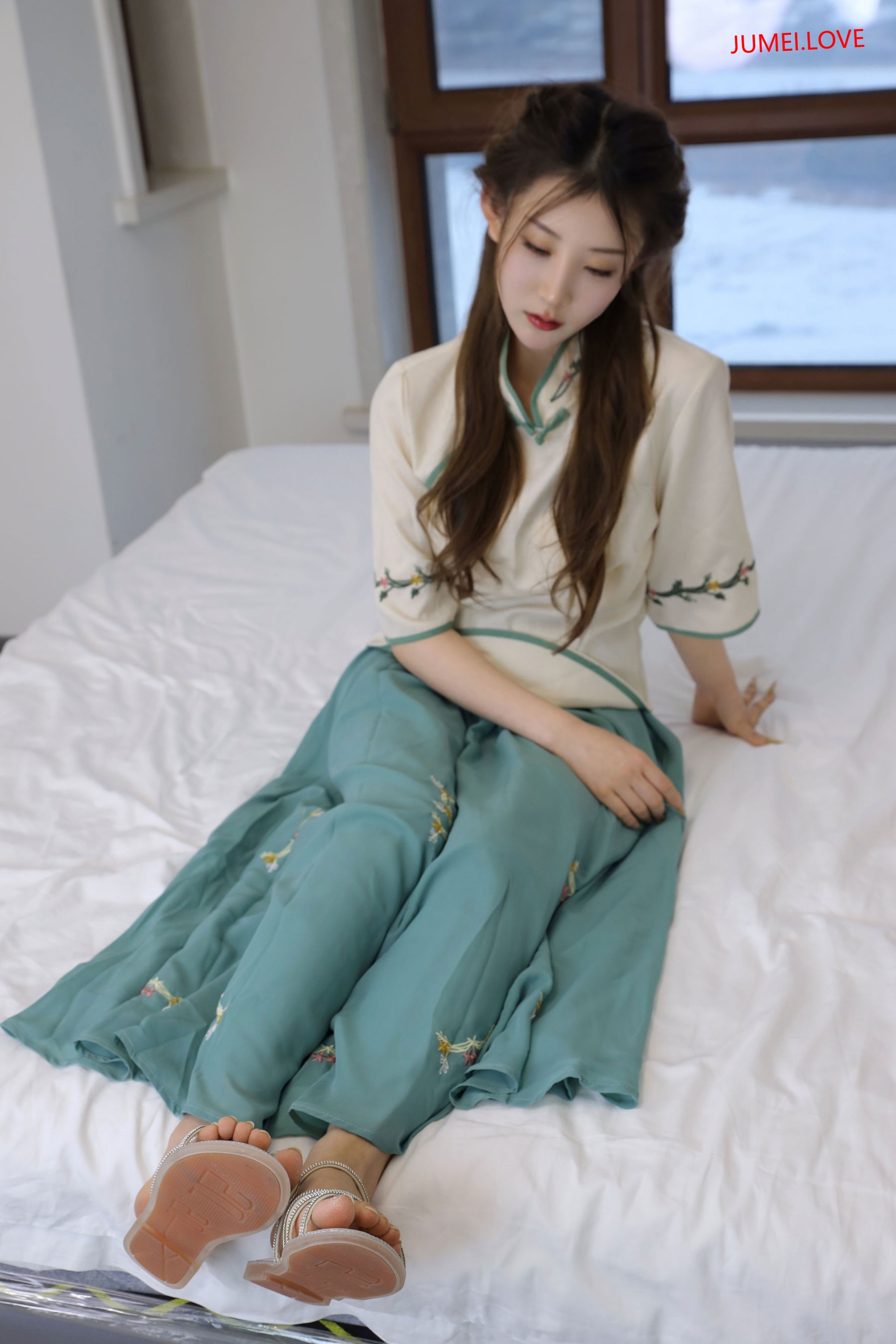 绮梦摄影 2025.03.11 No.199 婷婷 珍藏无修无水印版 第227张