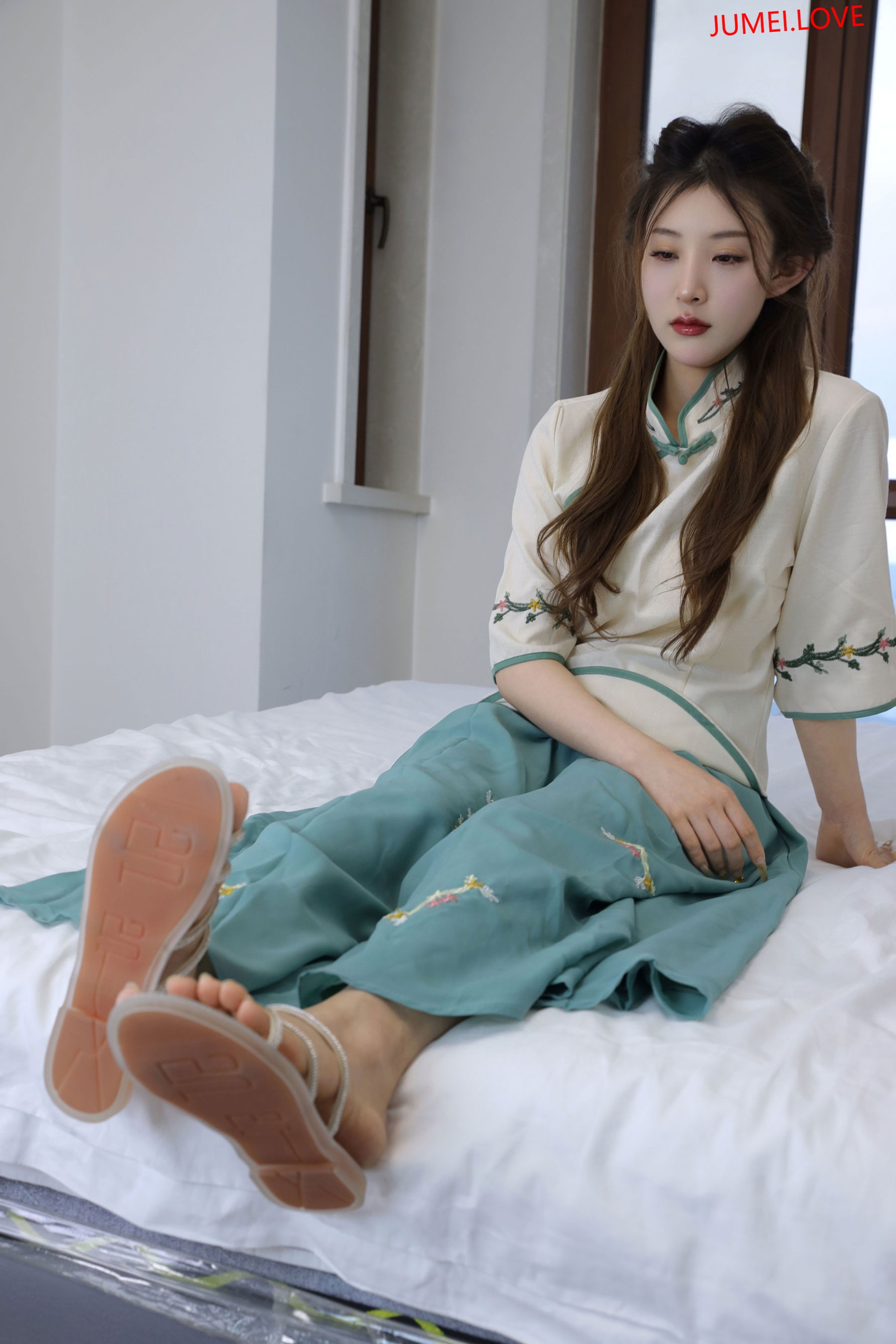 绮梦摄影 2025.03.11 No.199 婷婷 珍藏无修无水印版 第234张