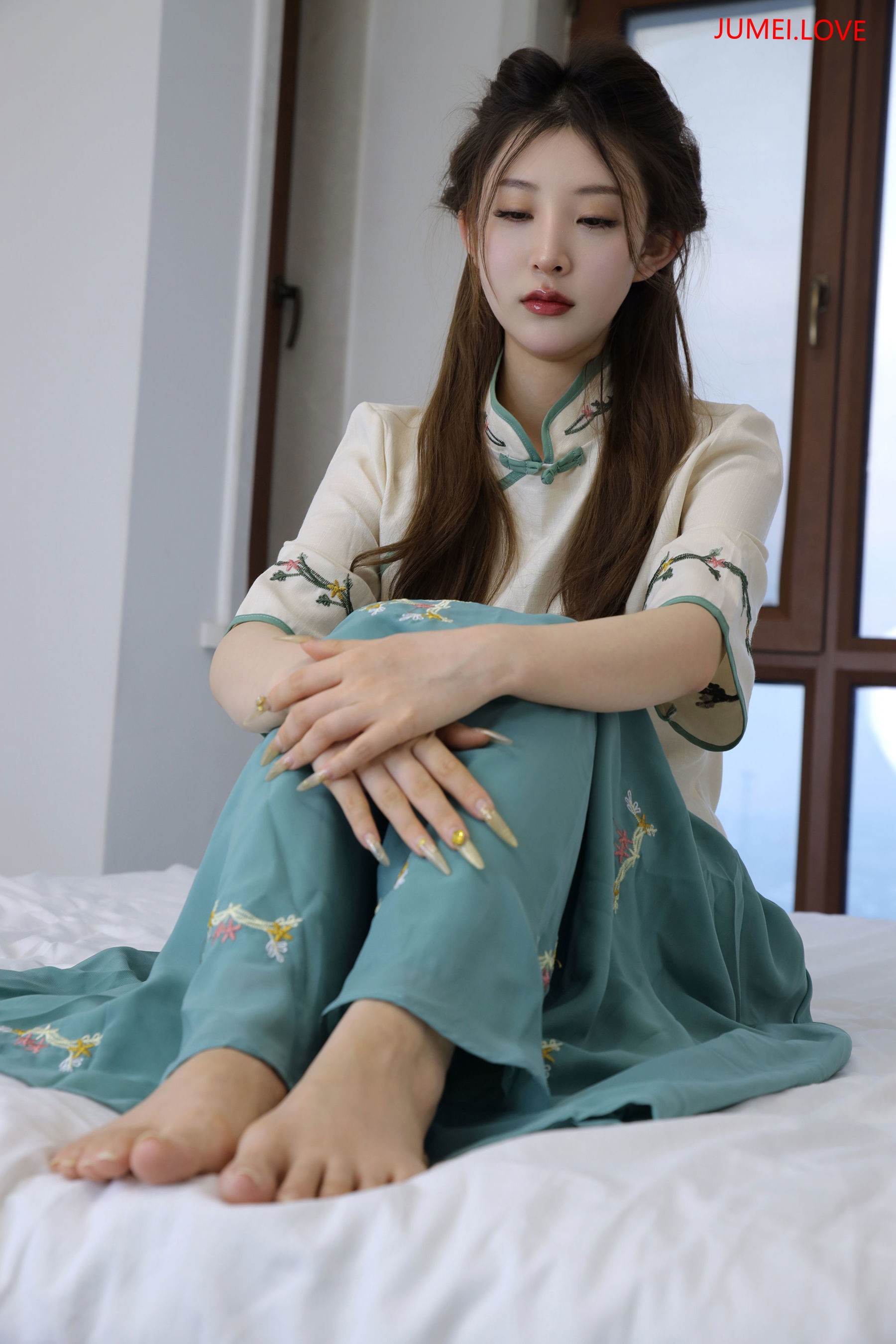 绮梦摄影 2025.03.11 No.199 婷婷 珍藏无修无水印版 第246张