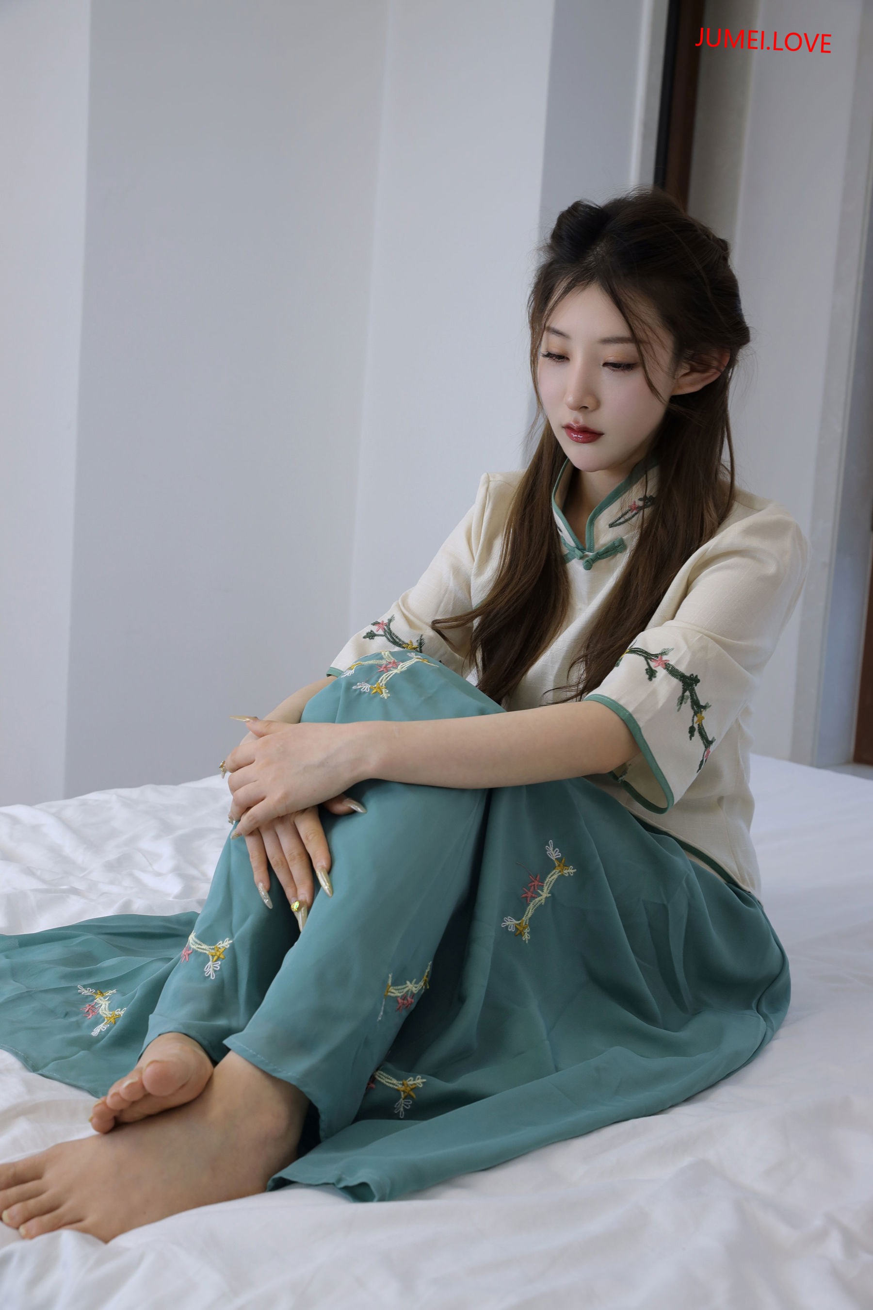 绮梦摄影 2025.03.11 No.199 婷婷 珍藏无修无水印版 第248张