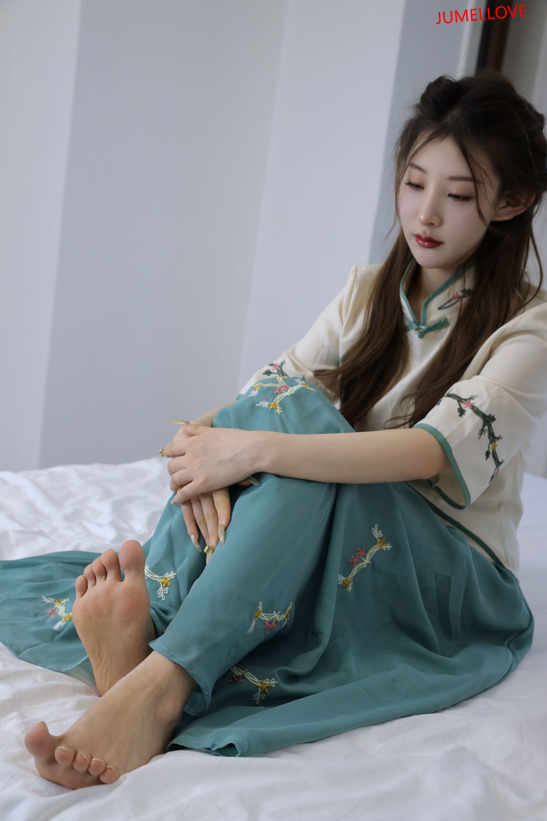 绮梦摄影 2025.03.11 No.199 婷婷 珍藏无修无水印版 第251张