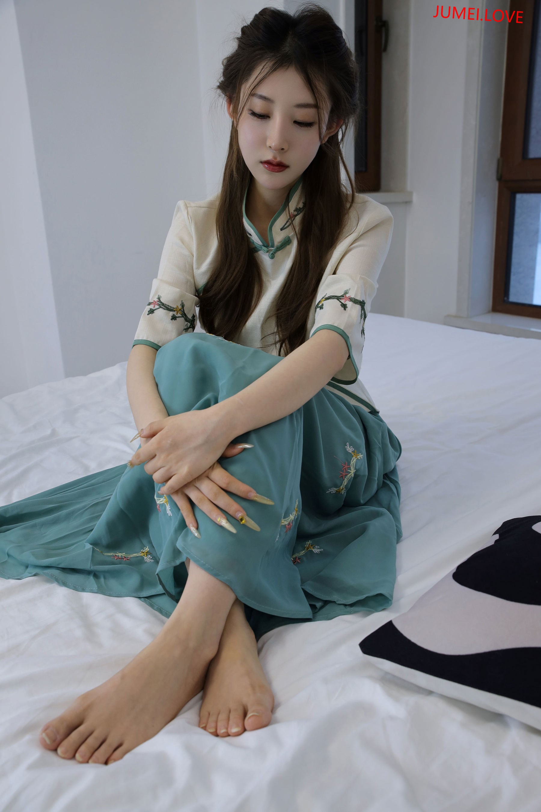 绮梦摄影 2025.03.11 No.199 婷婷 珍藏无修无水印版 第266张