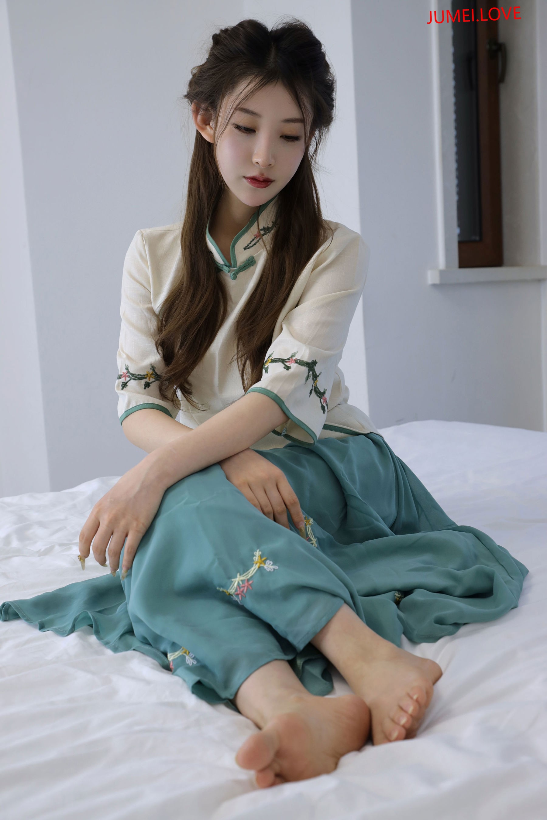 绮梦摄影 2025.03.11 No.199 婷婷 珍藏无修无水印版 第280张