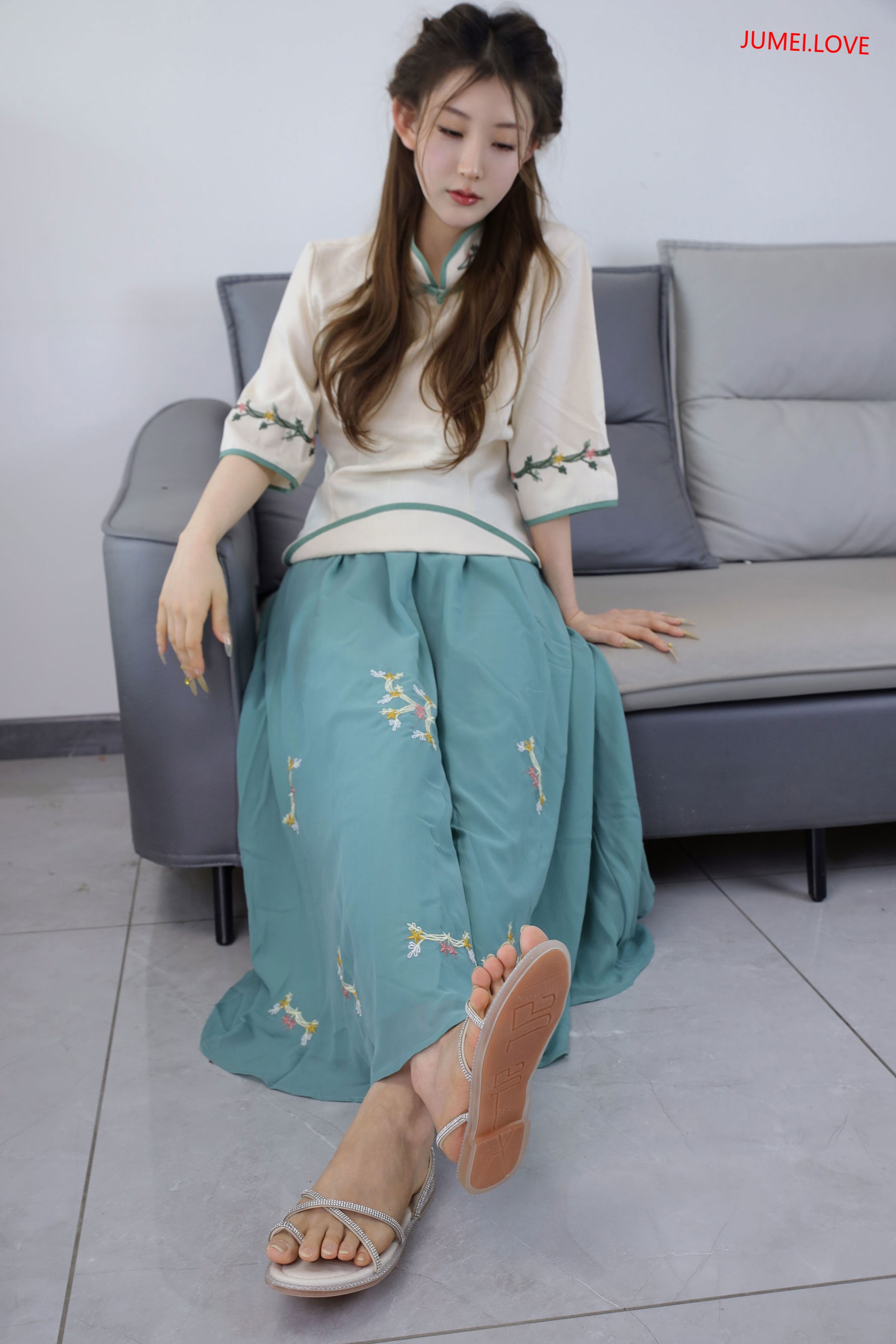绮梦摄影 2025.03.11 No.199 婷婷 珍藏无修无水印版 第32张