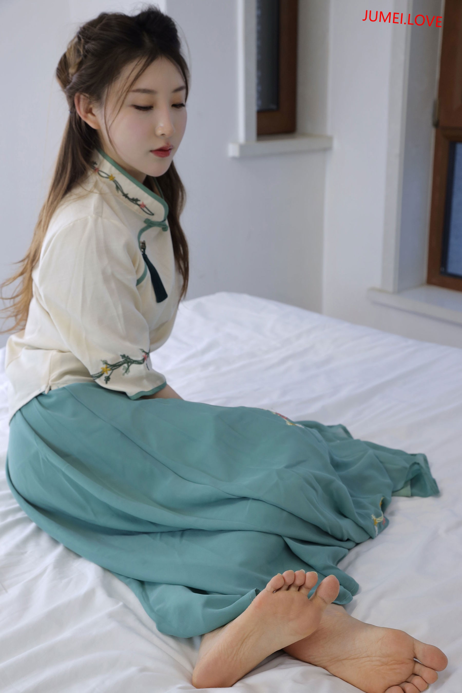 绮梦摄影 2025.03.11 No.199 婷婷 珍藏无修无水印版 第330张