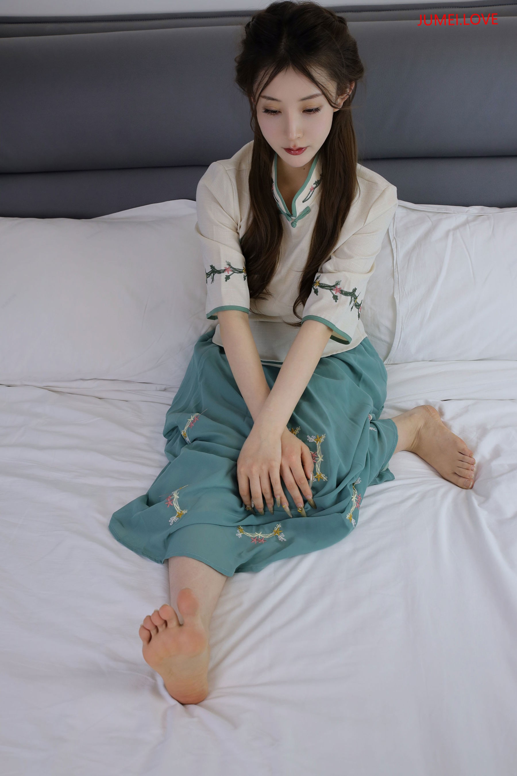 绮梦摄影 2025.03.11 No.199 婷婷 珍藏无修无水印版 第361张