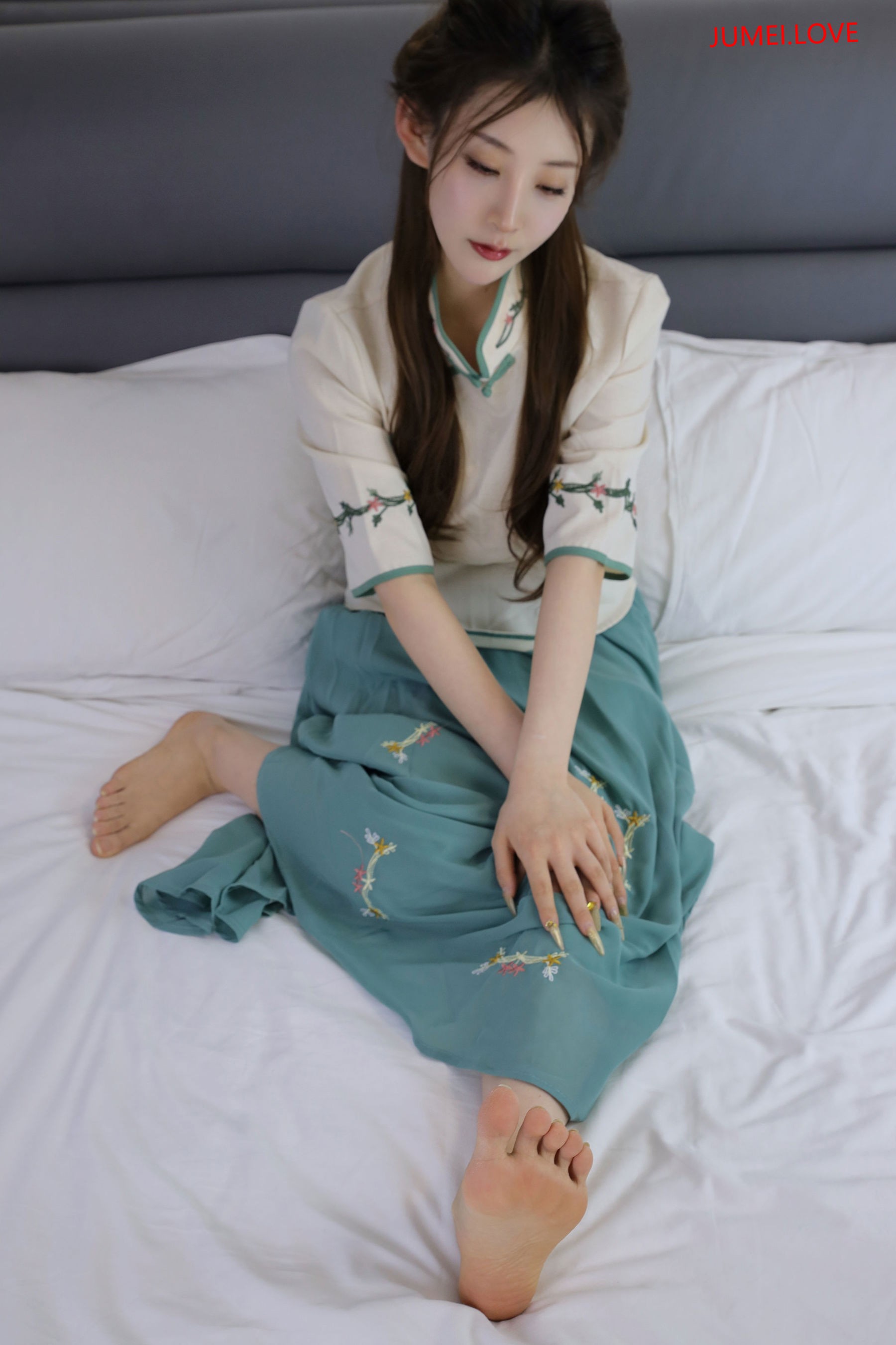 绮梦摄影 2025.03.11 No.199 婷婷 珍藏无修无水印版 第362张