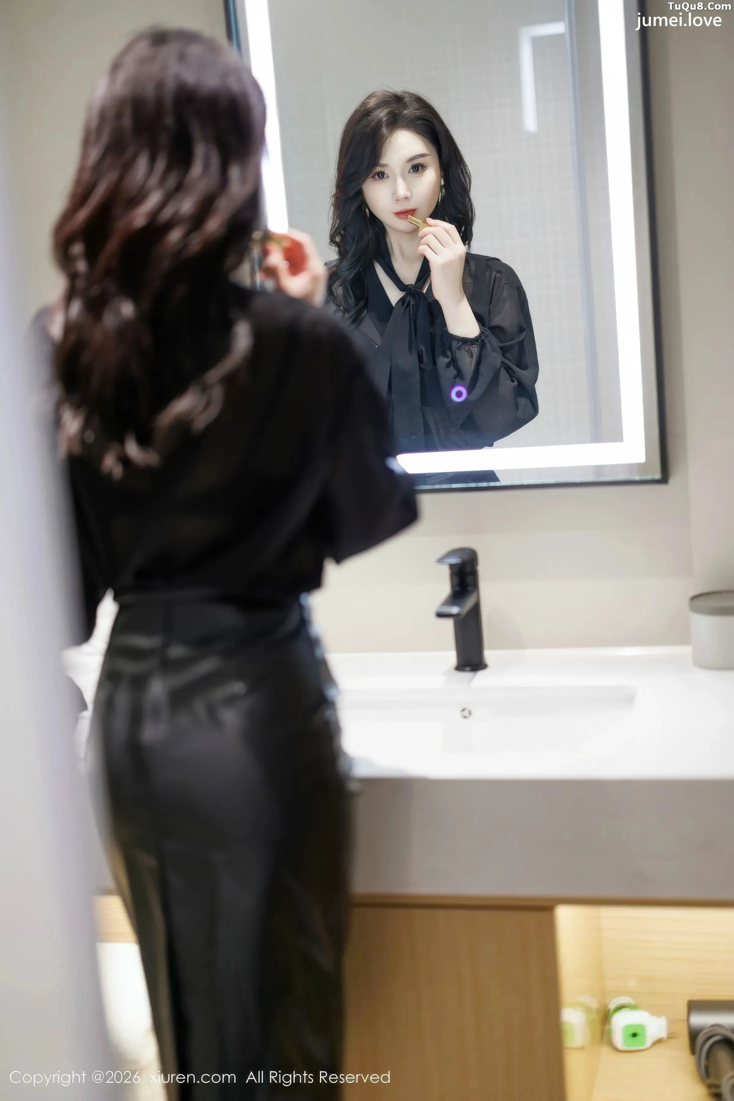 心玥性感黑色上衣配黑皮裙露超薄黑丝秀曼妙身姿绝美写真90P 第10张