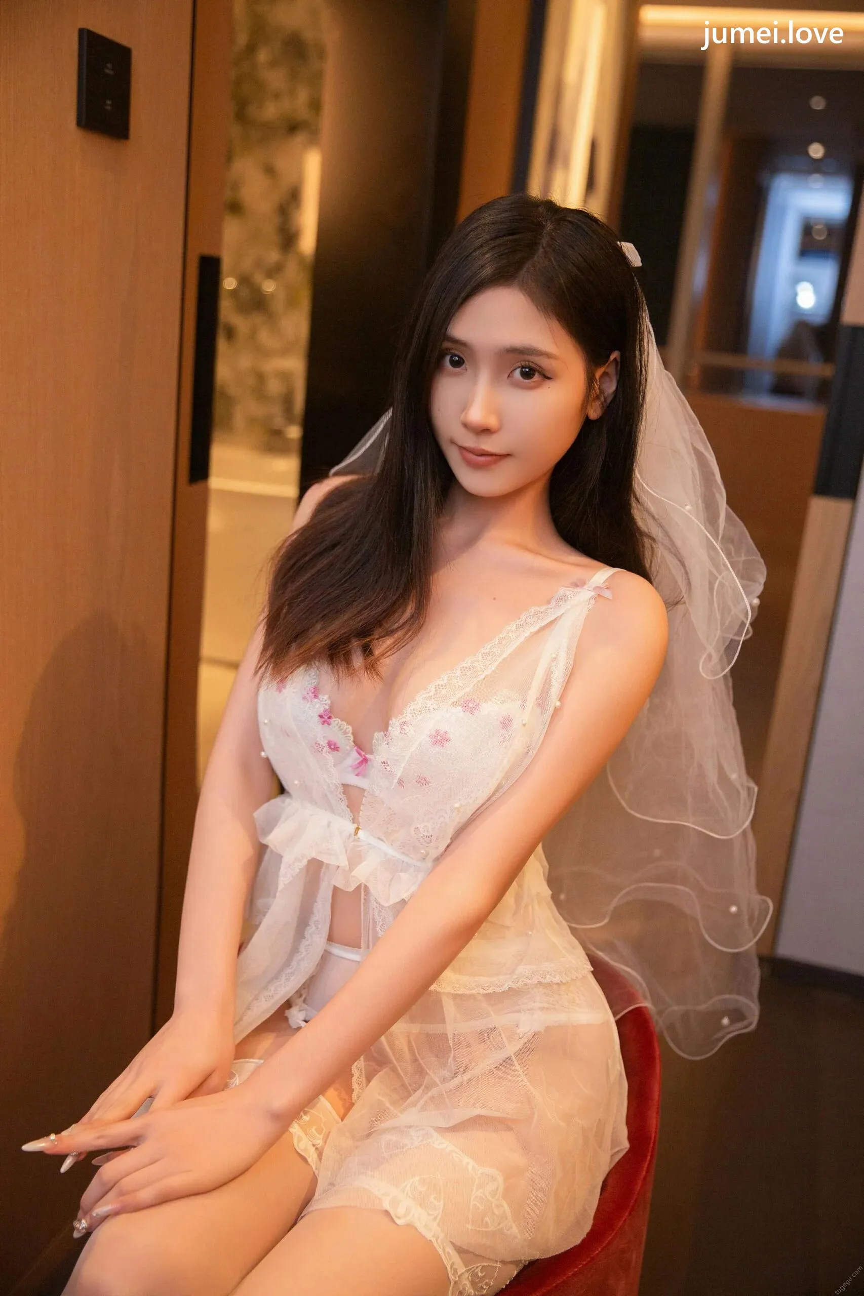 刘婷婷 诱人私拍福利 白色婚纱77P 第16张