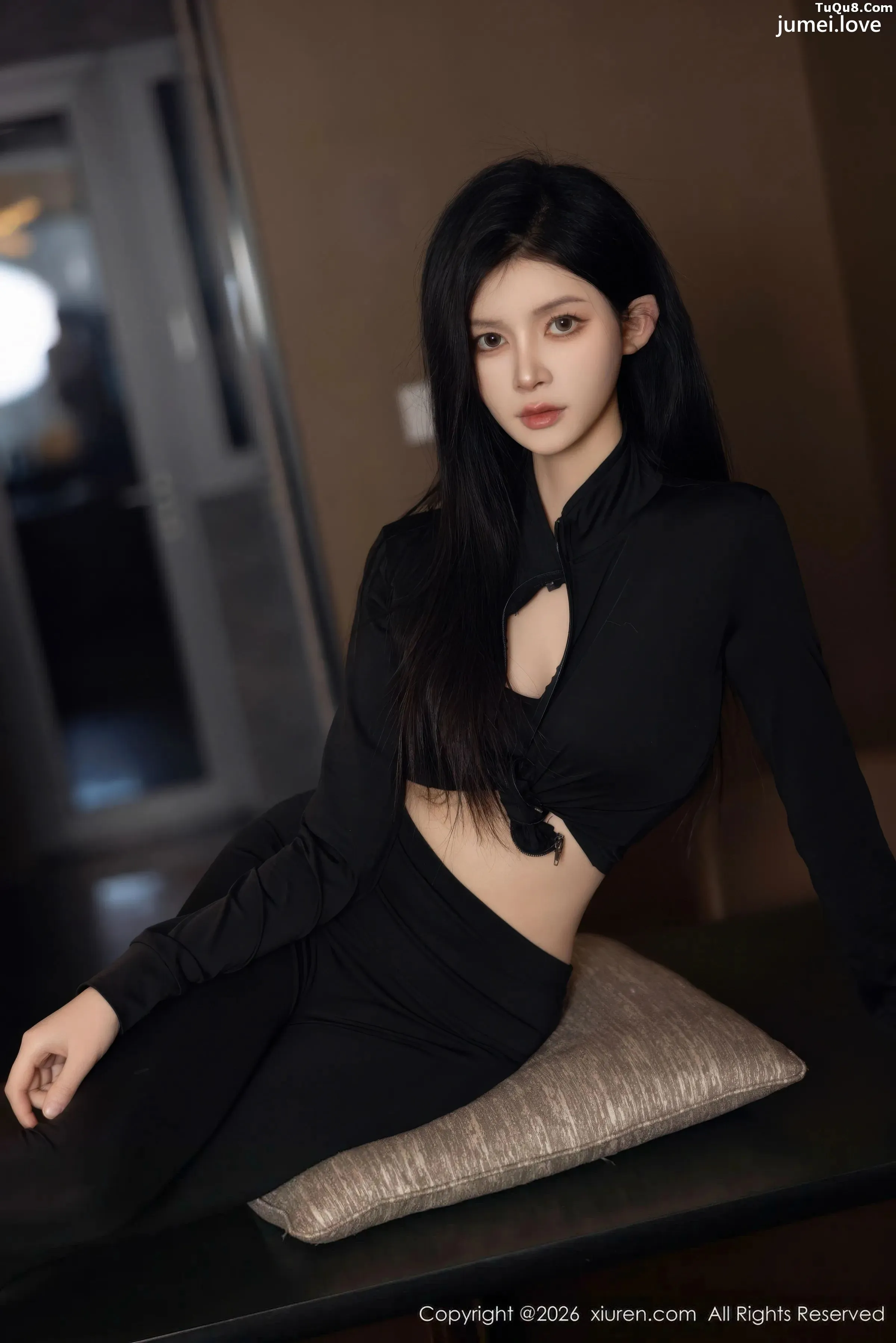 沈如斯性感黑色情趣服饰配超薄肉丝秀曼妙身材绝美写真85P 第1张