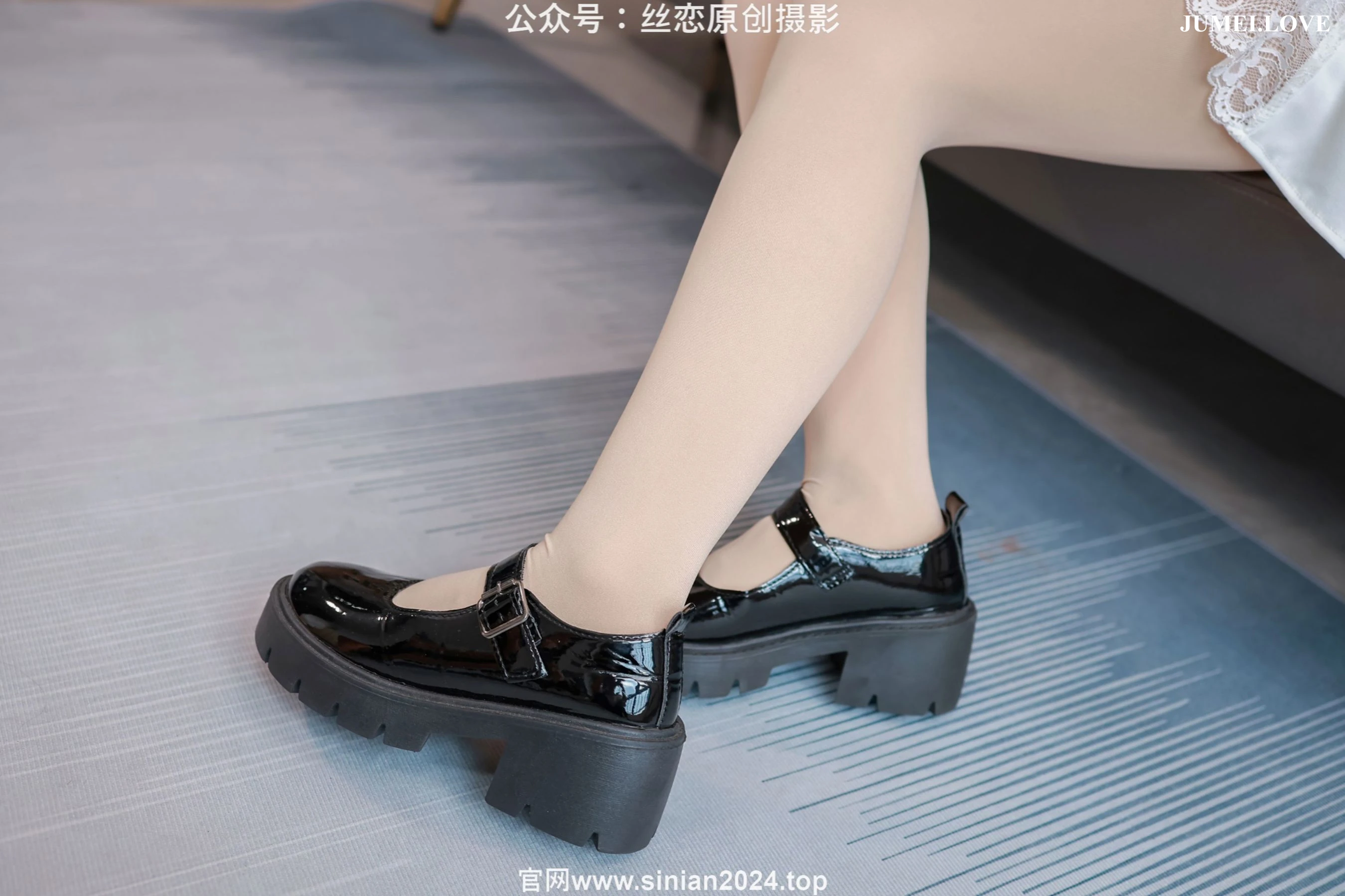 丝恋摄影 No.063 泡芙 - 白色睡裙 厚肉丝袜 黑色玛丽珍 第79张