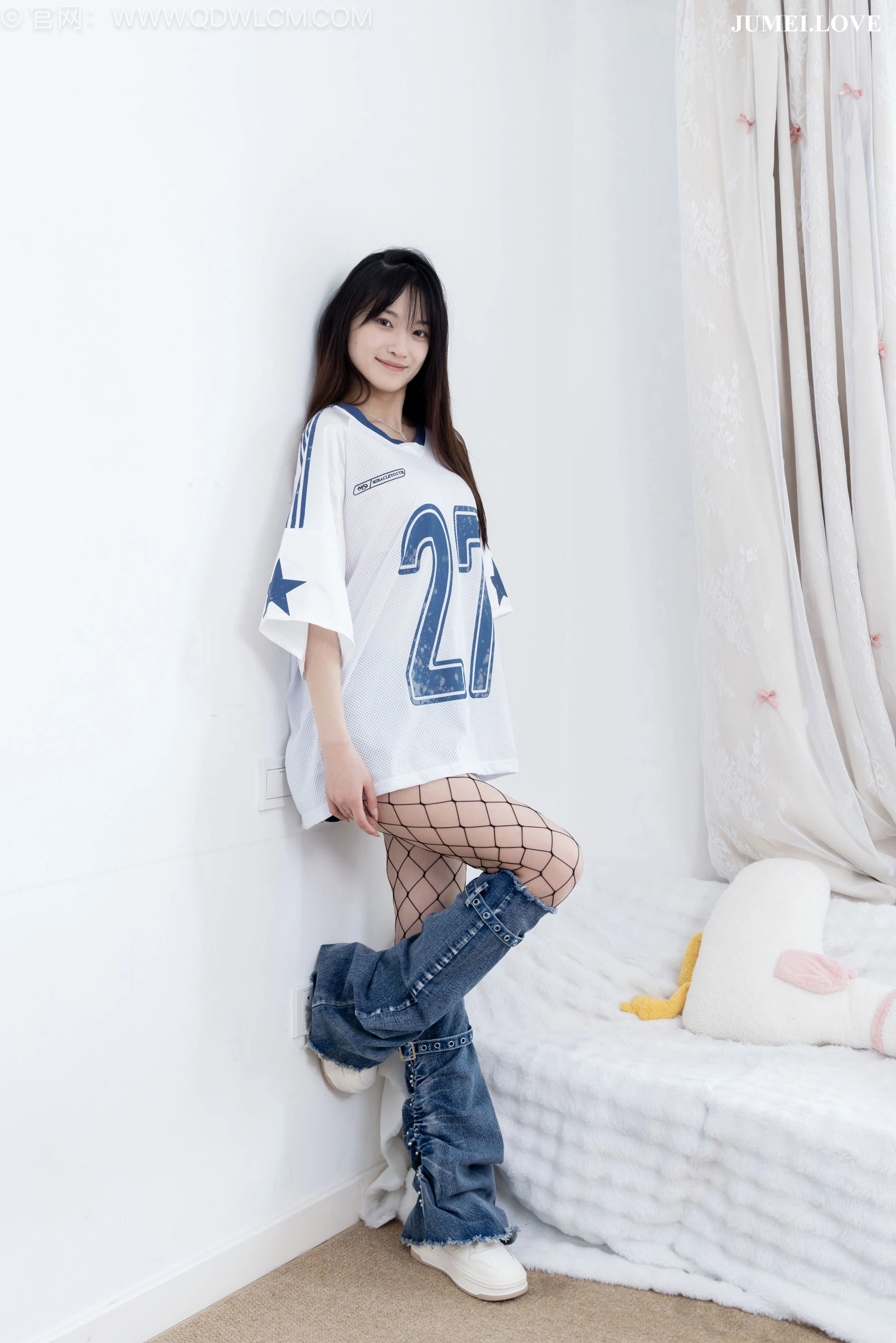 物恋传媒 No.2694 山奈 - 板鞋、黑色网袜、分体牛仔裤 第88张