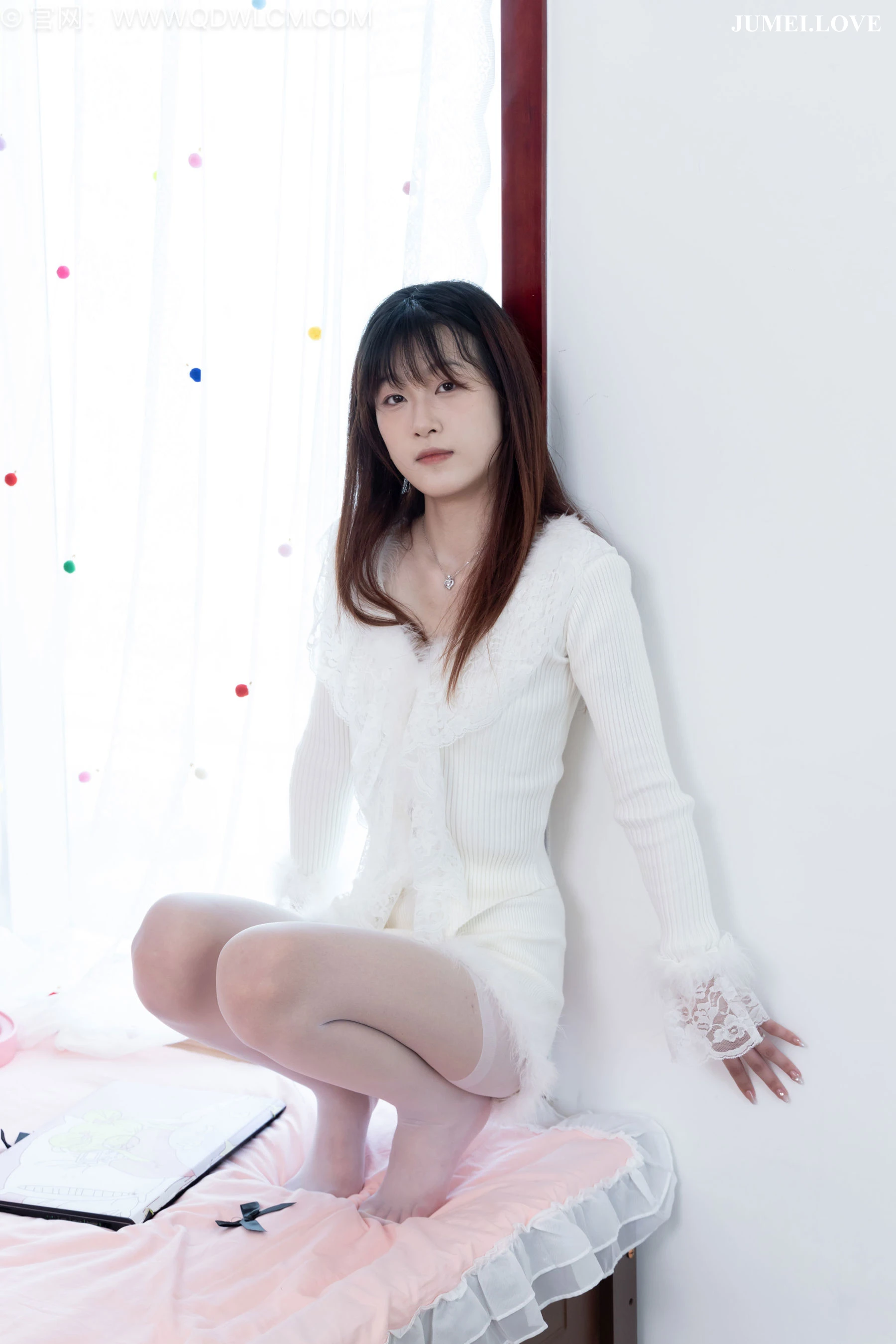 物恋传媒 No.2695 雪芽 - 高跟鞋、薄白丝、穿脱外套 第122张