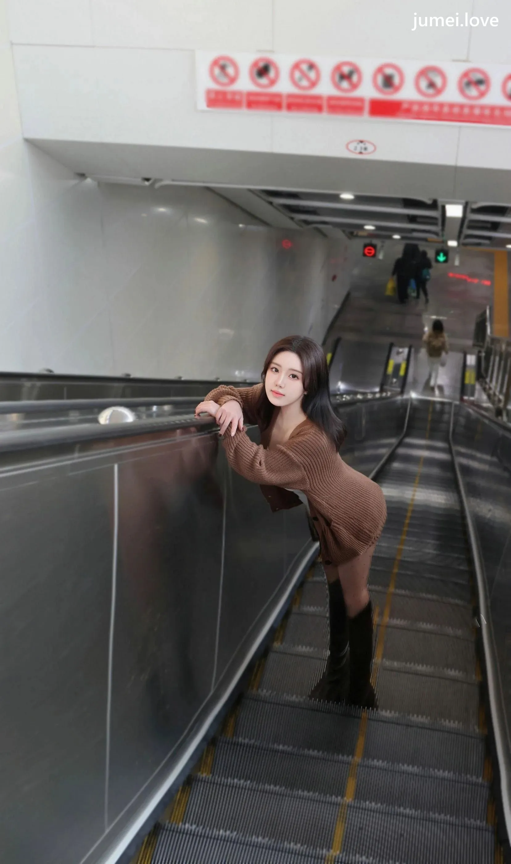 小薯条nienie 诱人私拍福利 兔女郎74P 第22张