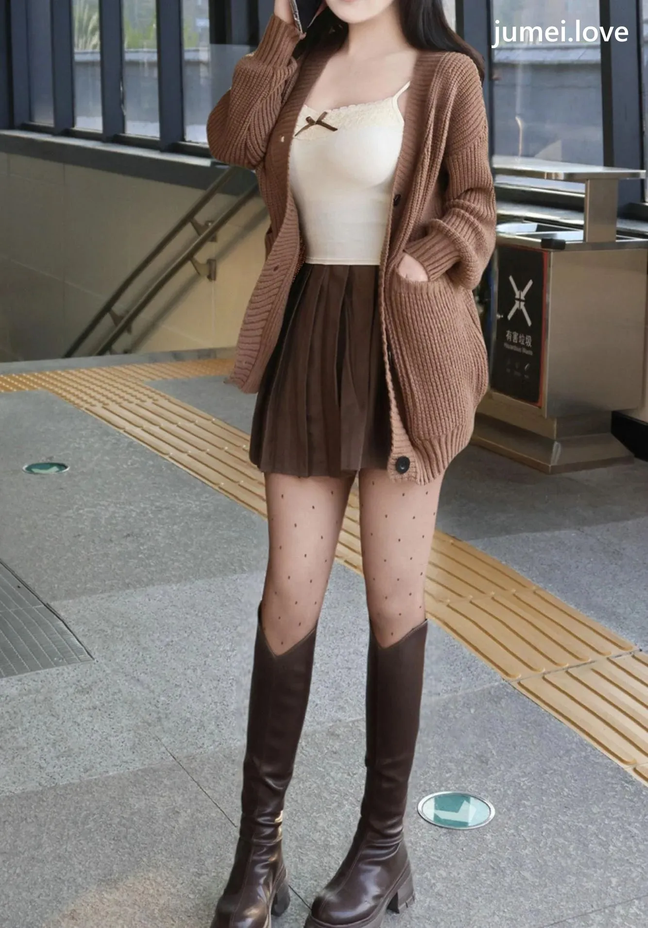 小薯条nienie 诱人私拍福利 兔女郎74P 第14张