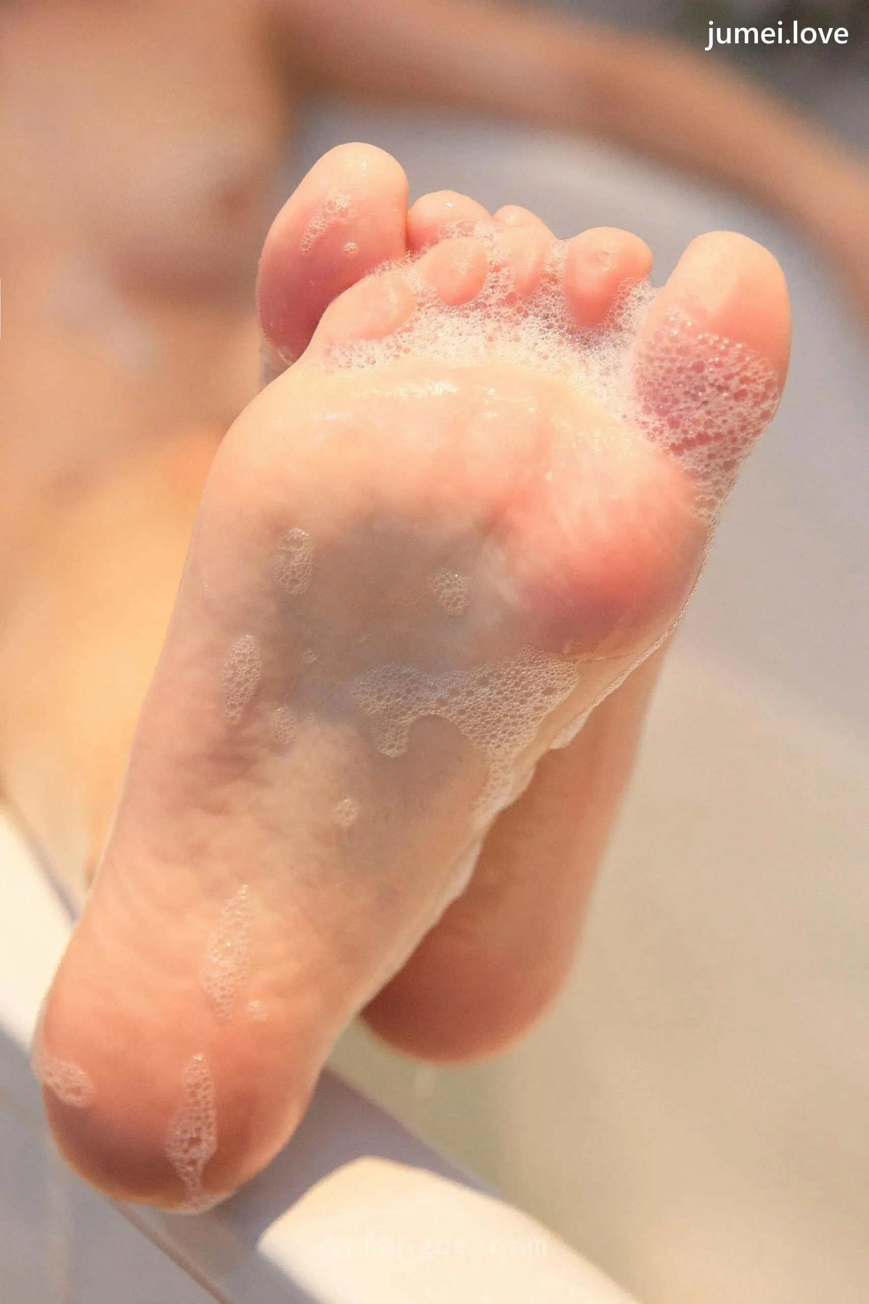 刘婷婷 诱人私拍福利 白色婚纱77P 第79张