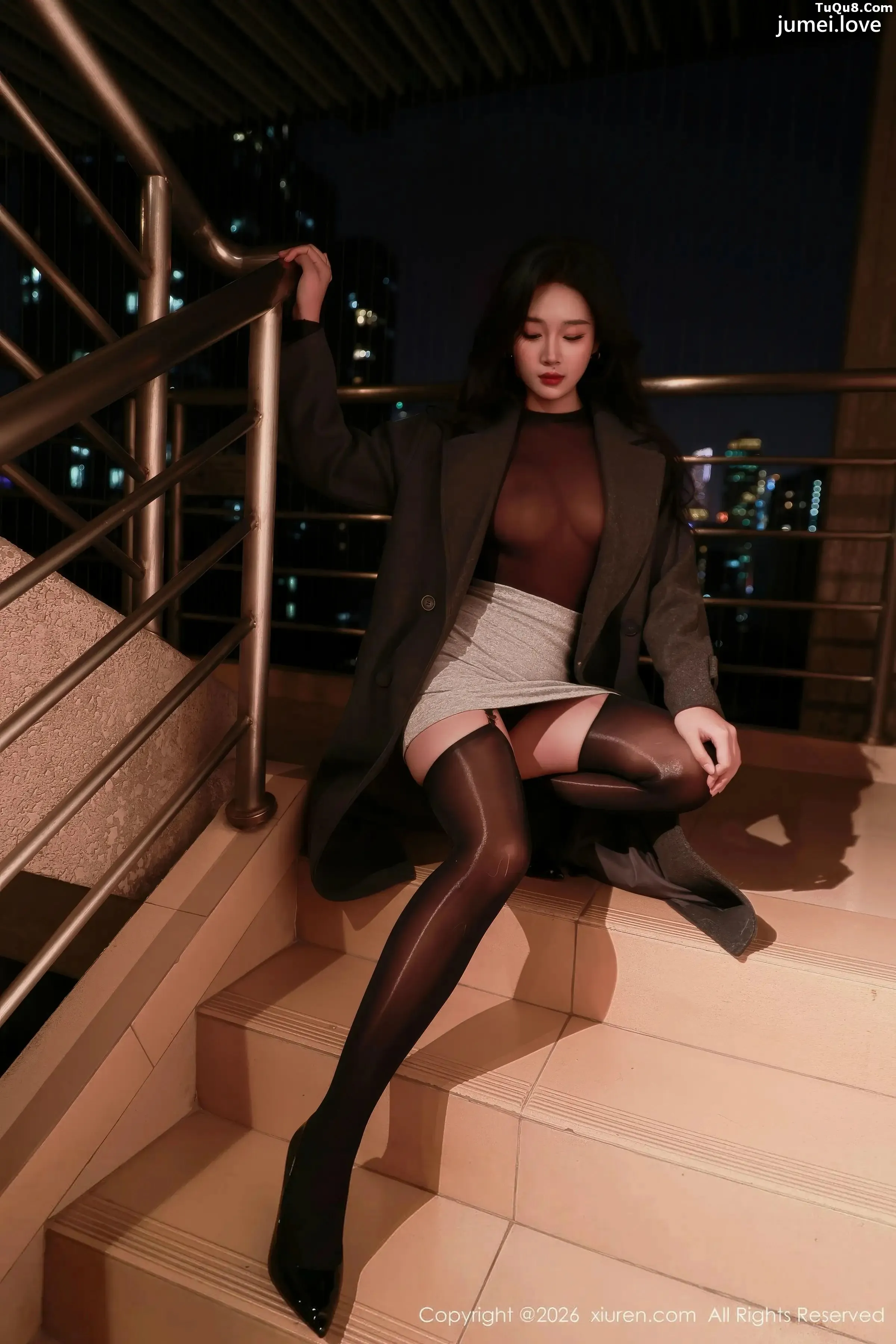 南乔私房性感黑色外套露超薄连体黑丝秀惹火身材绝美写真73P 第7张