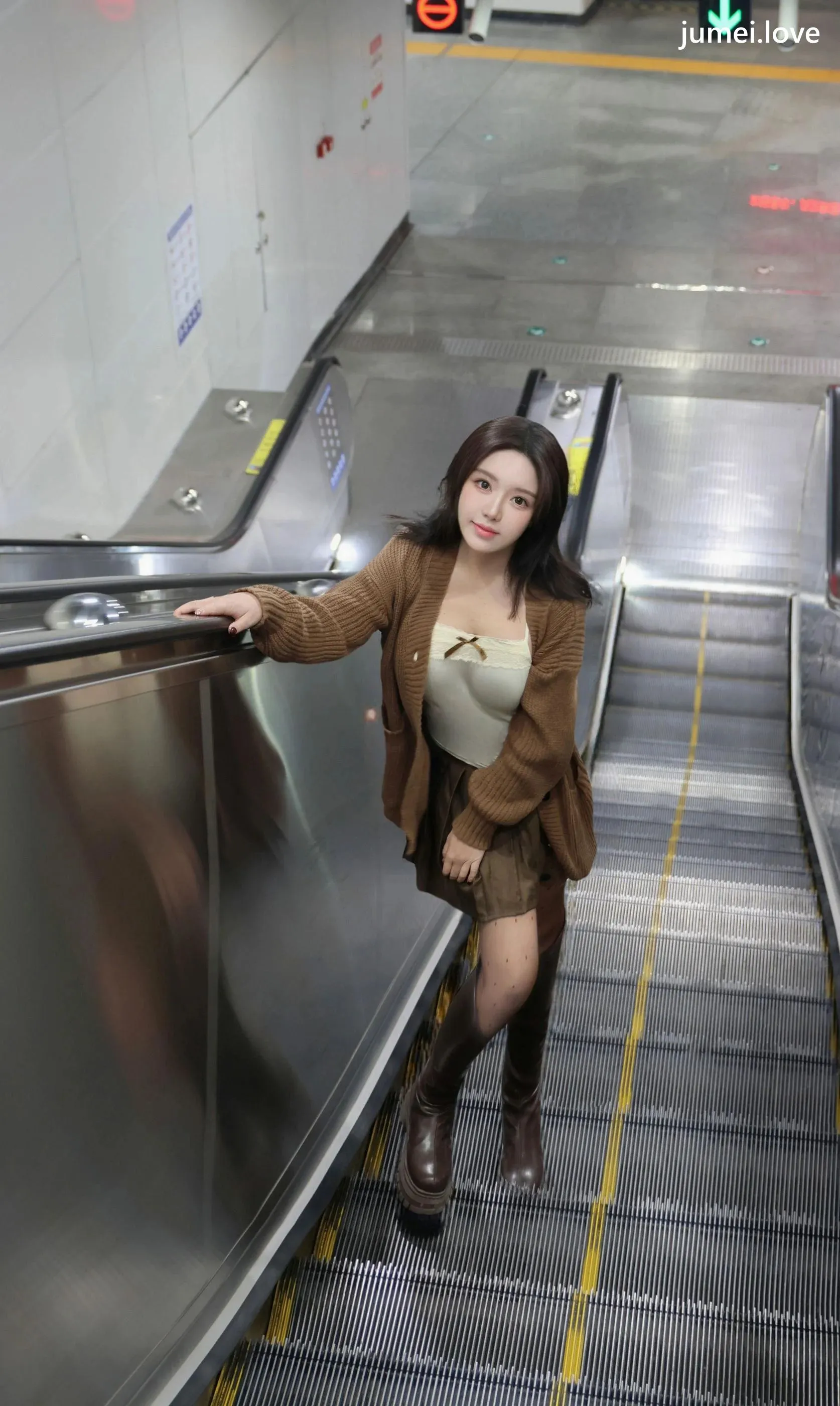 小薯条nienie 诱人私拍福利 兔女郎74P 第15张