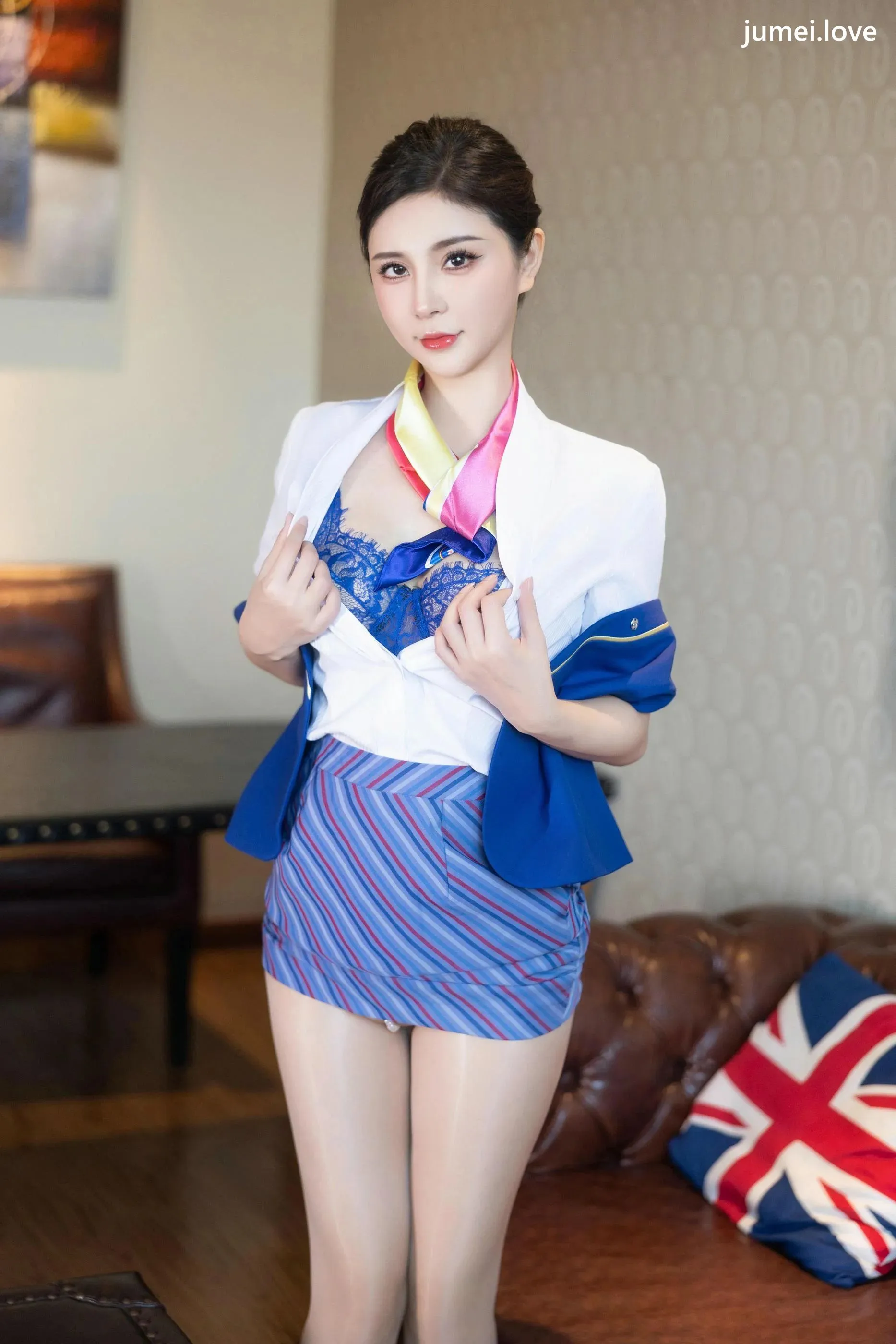 小蛮妖 诱人私拍福利 空姐制服75P 第21张