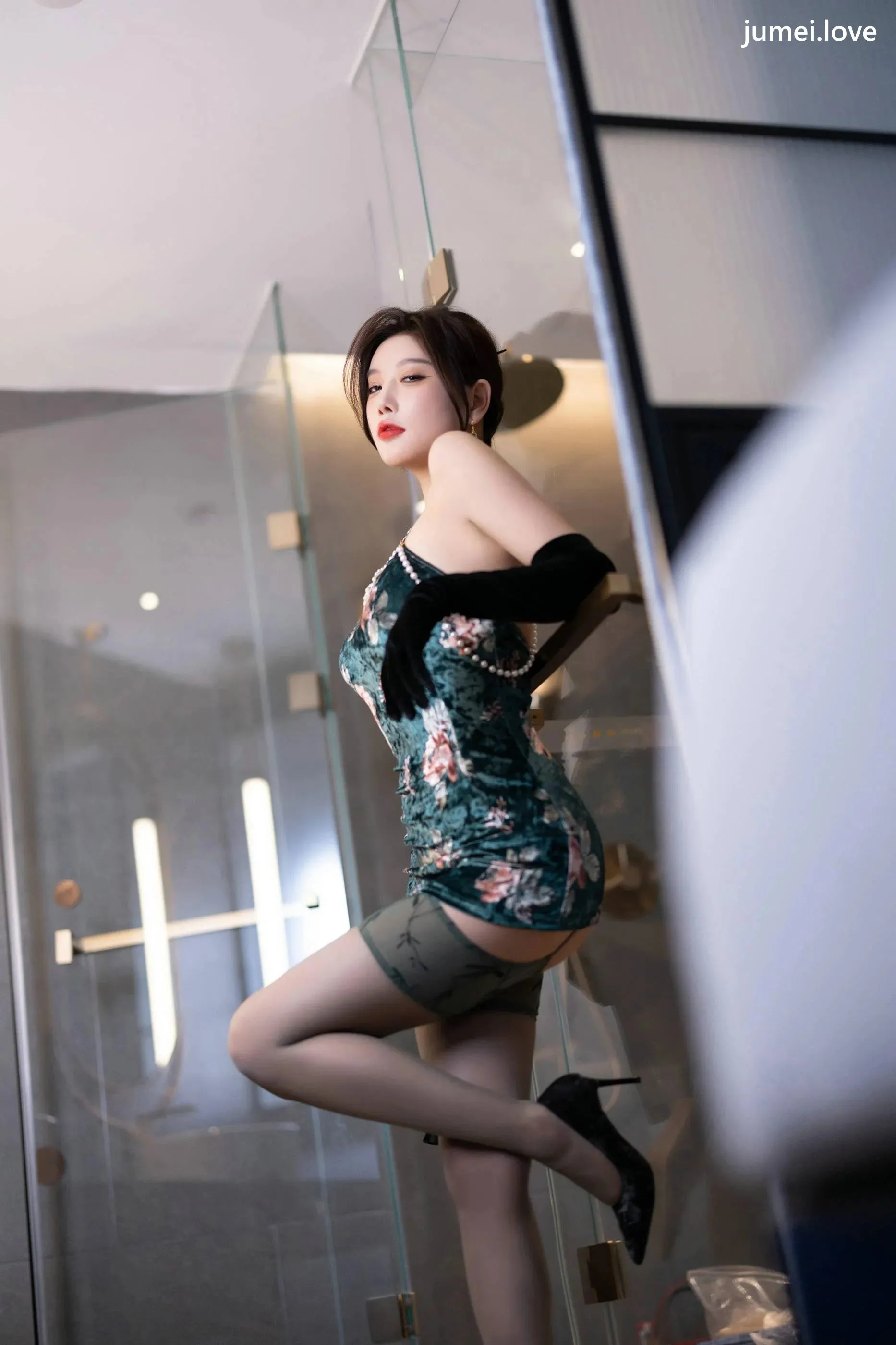 杨晨晨 诱人私拍福利 浅绿情趣内衣100P 第11张
