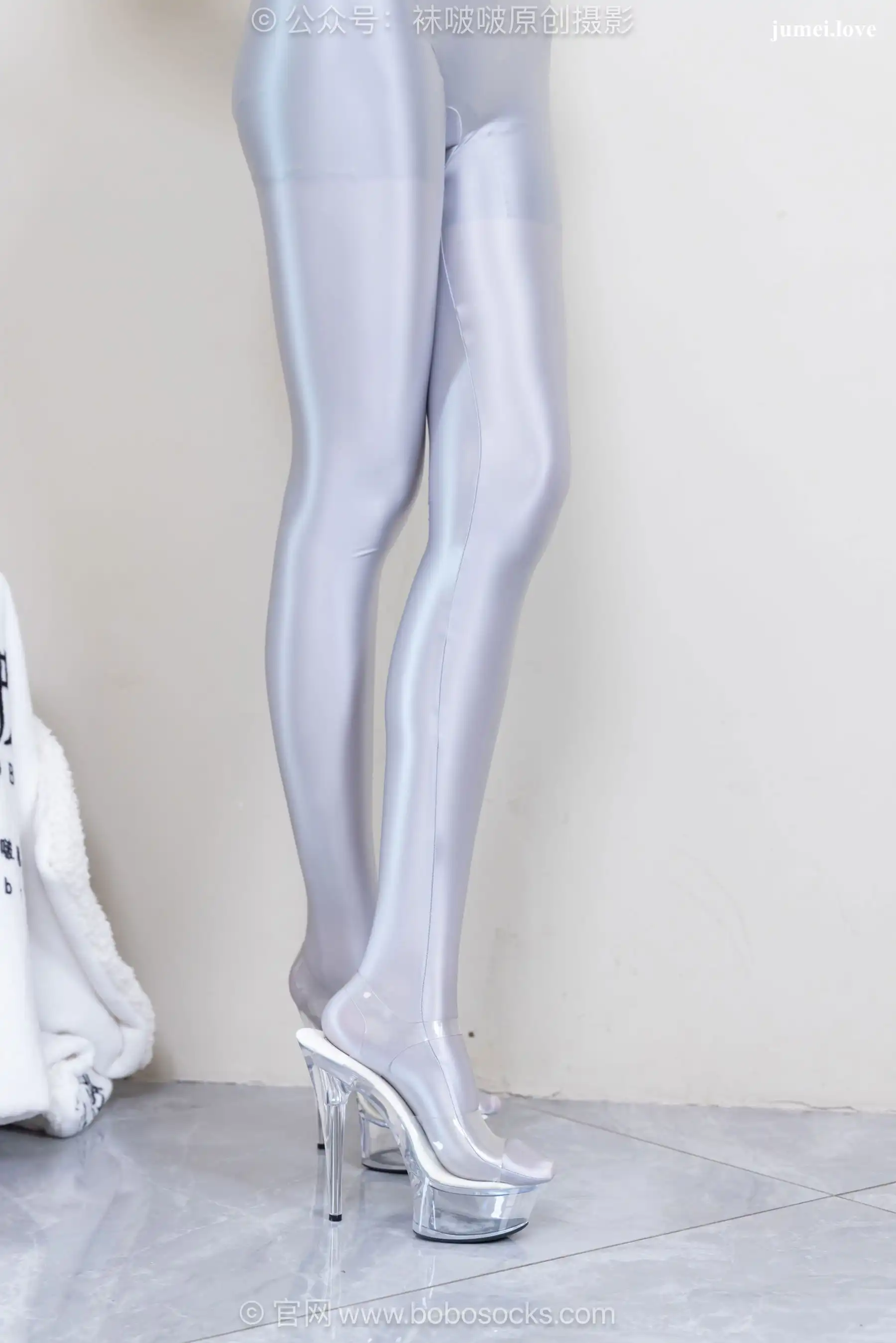 BoBoSocks袜啵啵 No.718 小甜豆 - 高跟凉鞋、银色连体衣 第147张