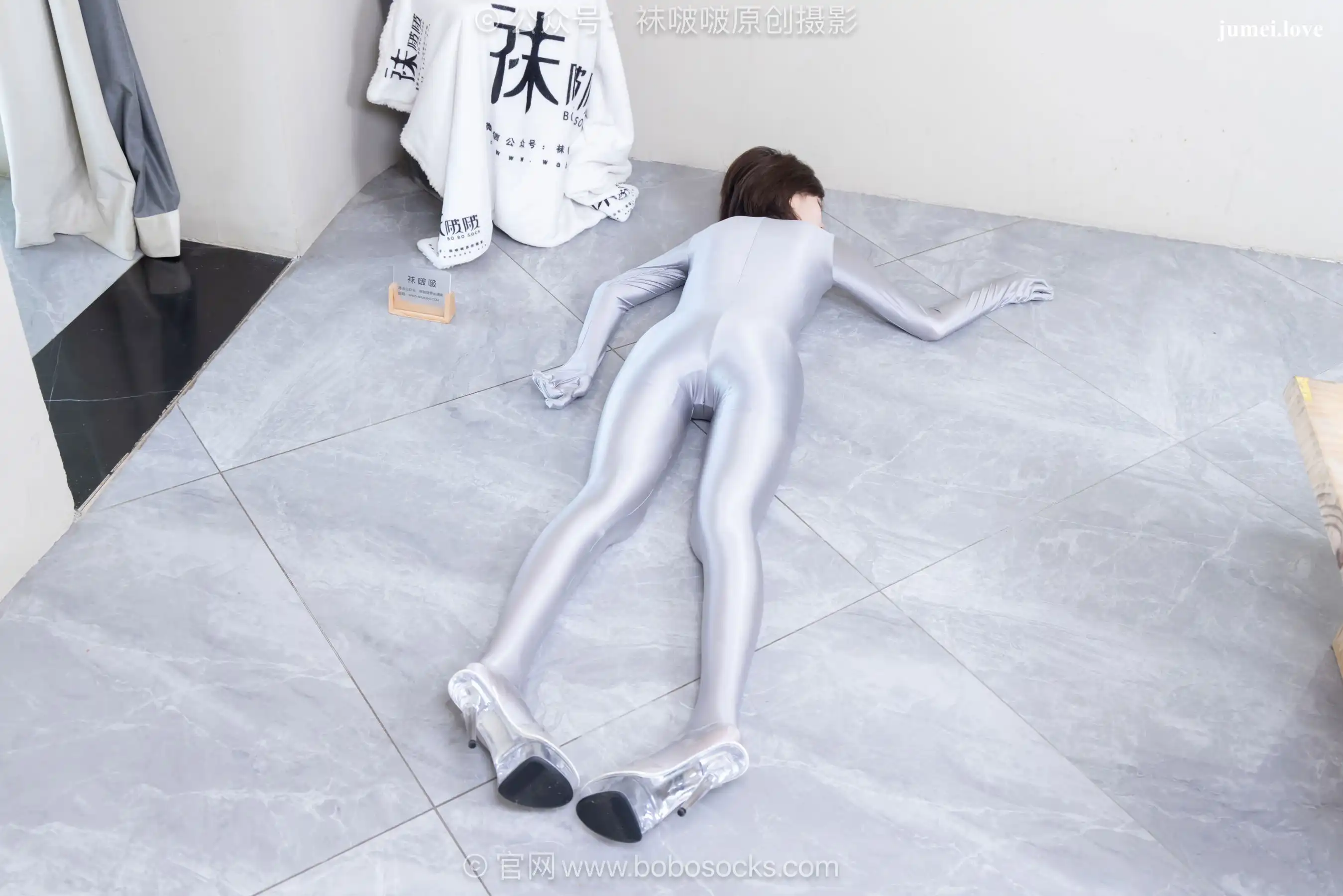 BoBoSocks袜啵啵 No.718 小甜豆 - 高跟凉鞋、银色连体衣 第154张