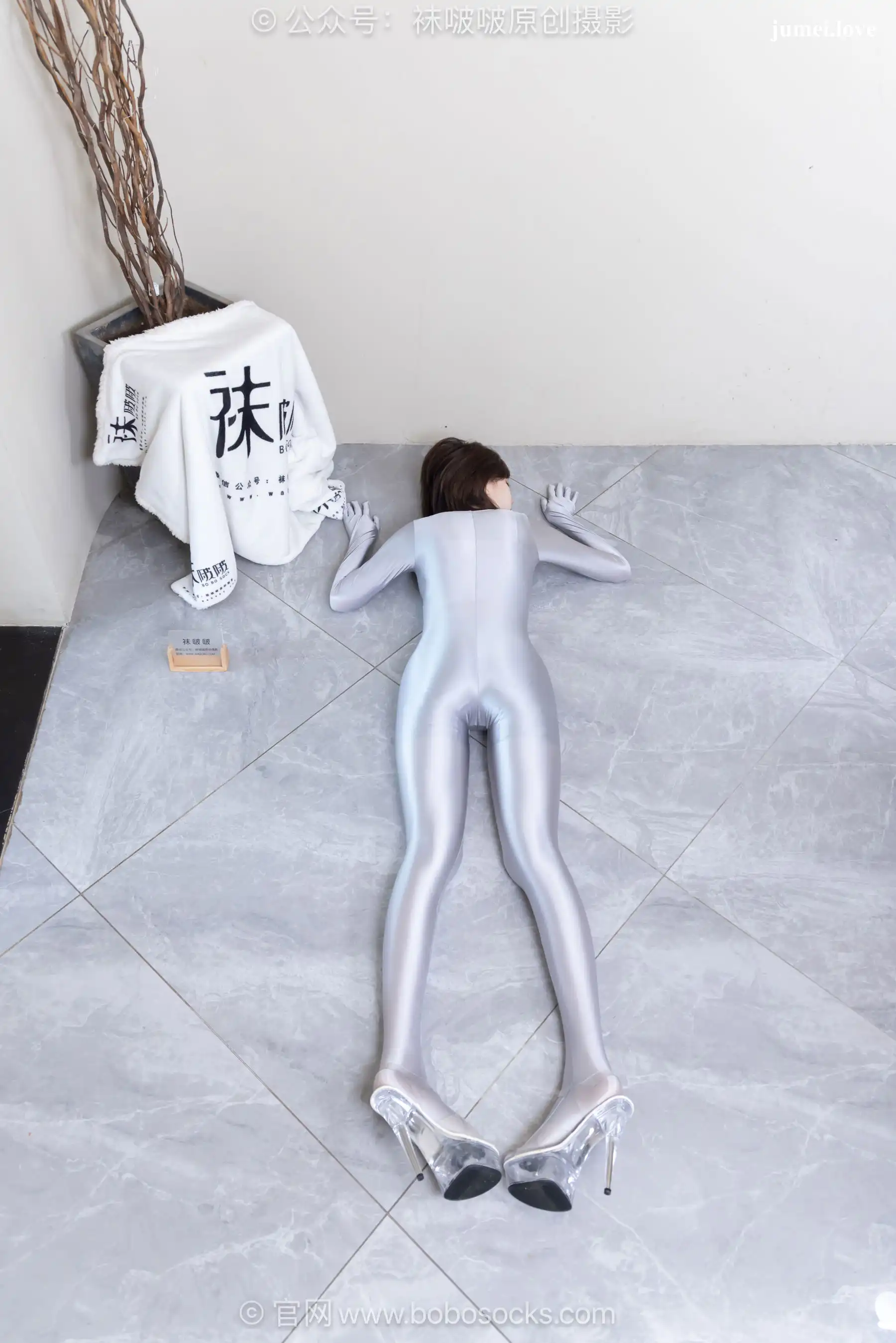 BoBoSocks袜啵啵 No.718 小甜豆 - 高跟凉鞋、银色连体衣 第159张