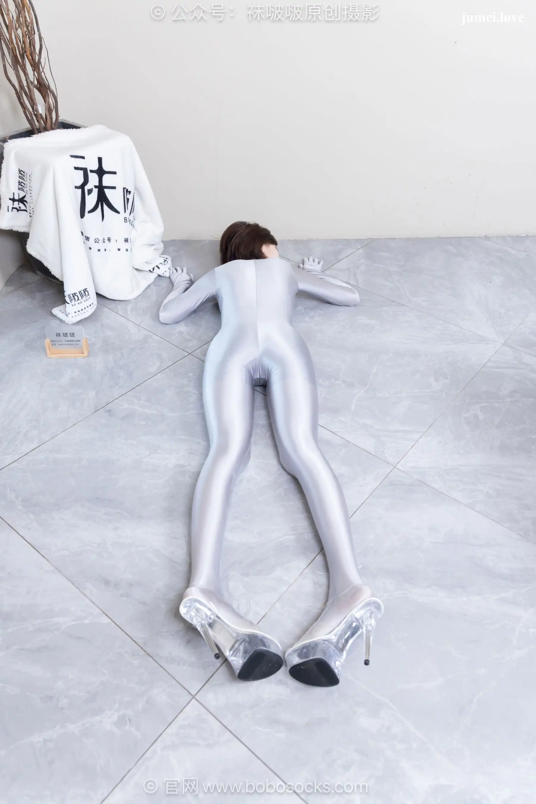 BoBoSocks袜啵啵 No.718 小甜豆 - 高跟凉鞋、银色连体衣 第161张