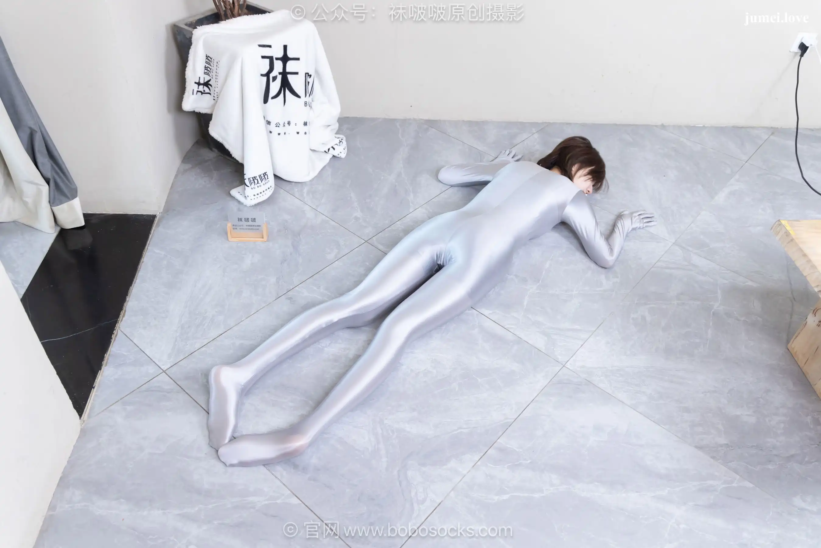 BoBoSocks袜啵啵 No.718 小甜豆 - 高跟凉鞋、银色连体衣 第168张