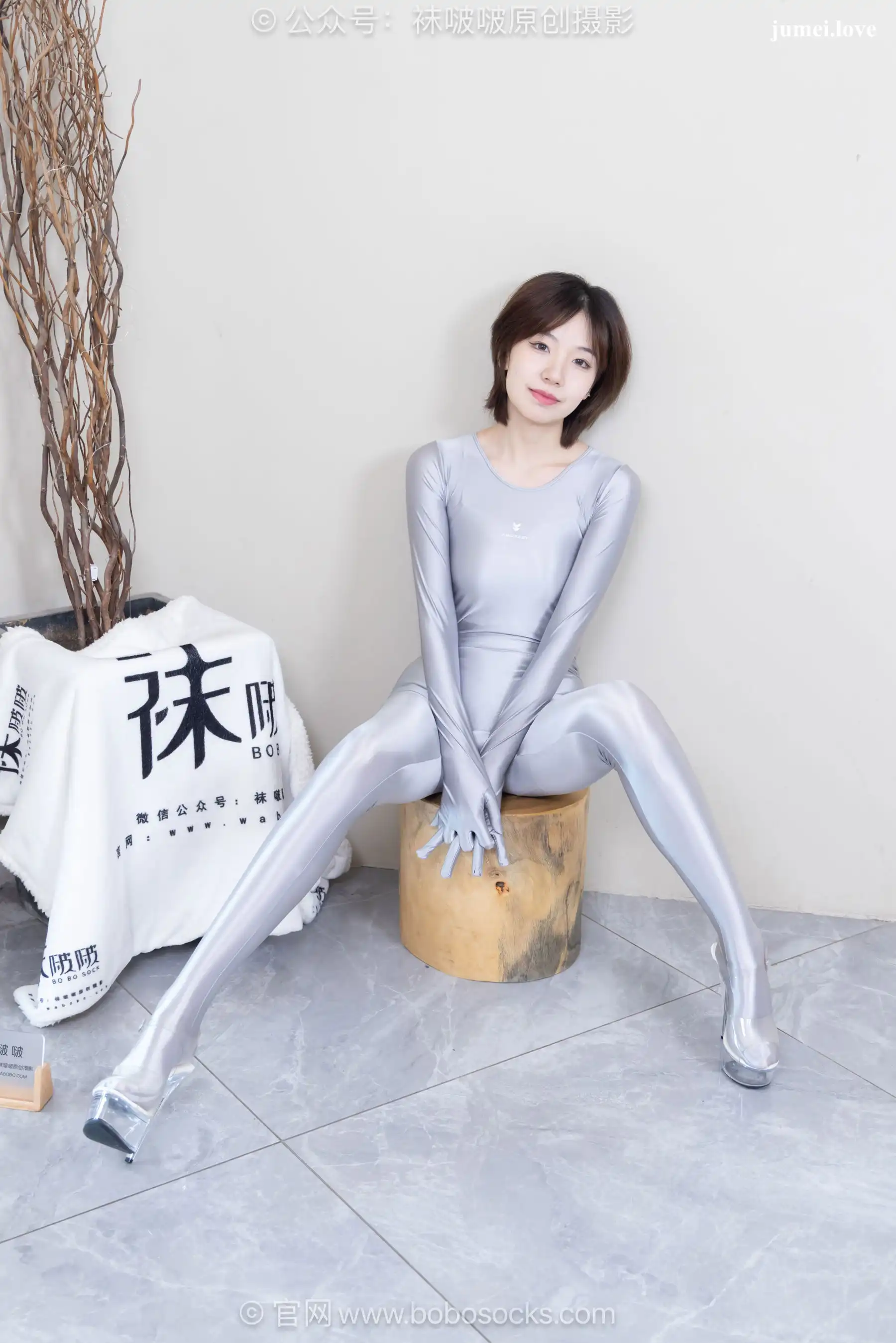 BoBoSocks袜啵啵 No.718 小甜豆 - 高跟凉鞋、银色连体衣 第57张