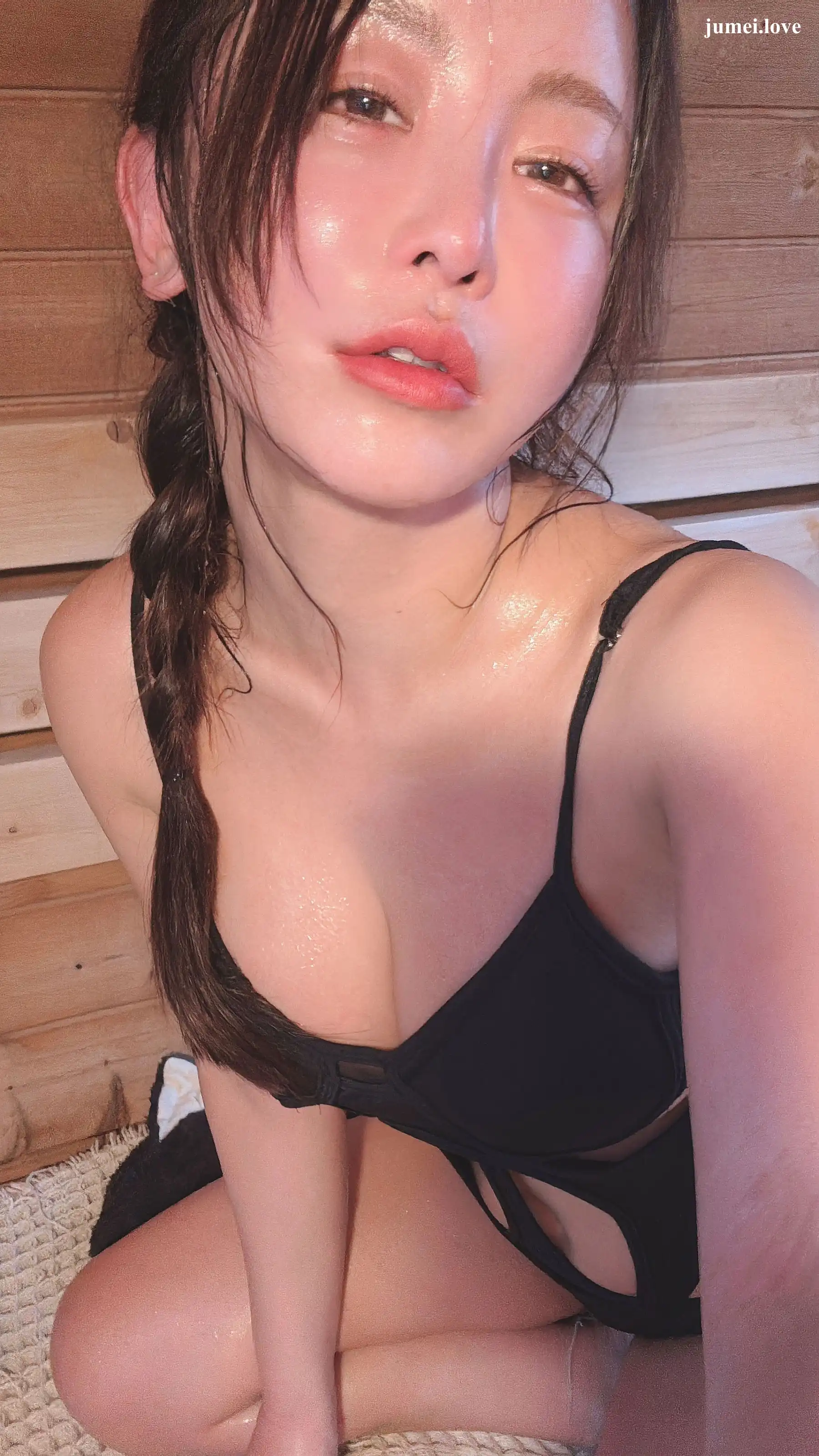 いくみ – (193iKkyu3) [Fantia] [2026.05.05] Sweaty Sauna in a Modified Swimsuit！？ 第20张