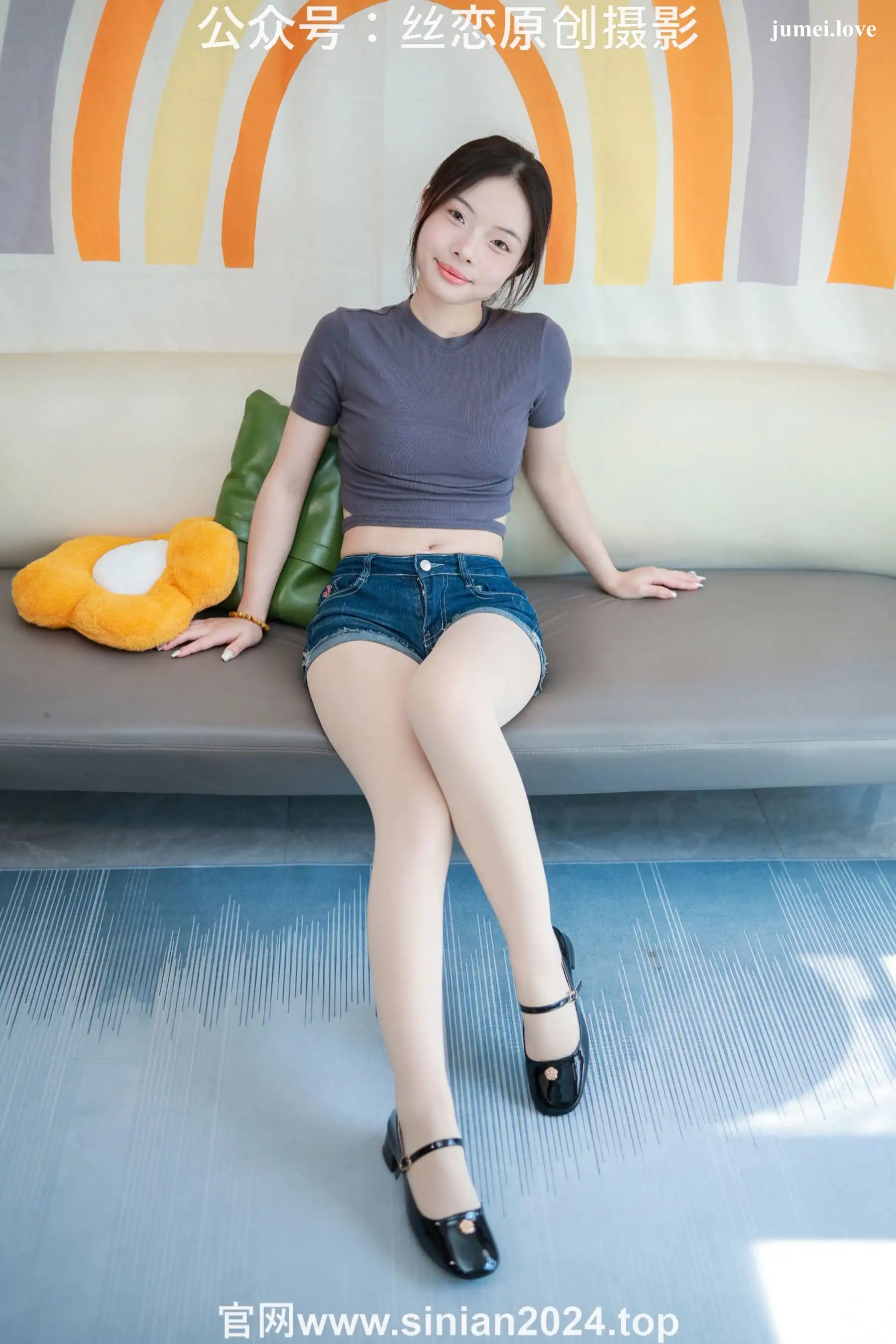 丝恋摄影 No.067 麦麦 - 学院风制服 过膝白袜 黑色乐福鞋 第2张