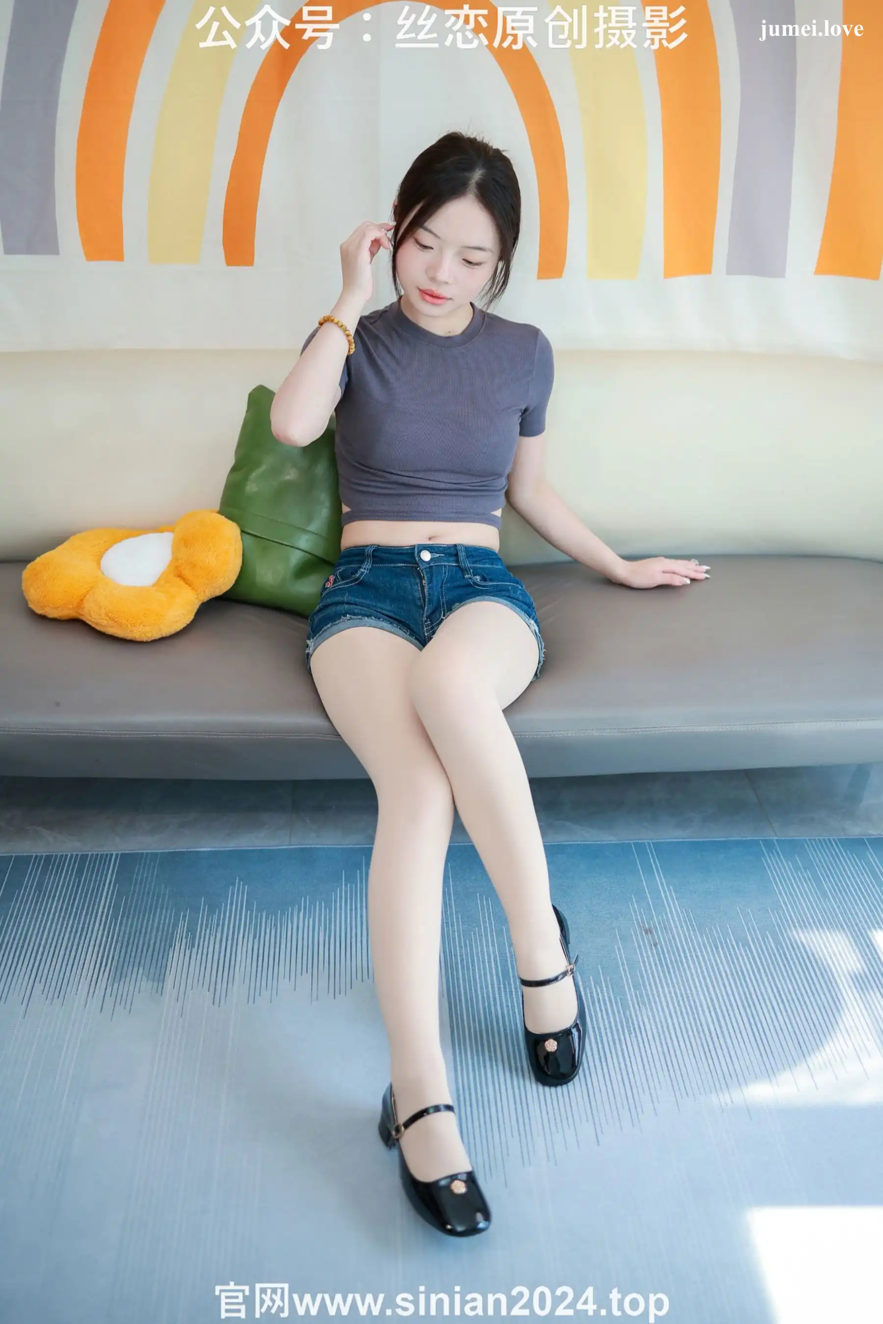丝恋摄影 No.067 麦麦 - 学院风制服 过膝白袜 黑色乐福鞋 第3张