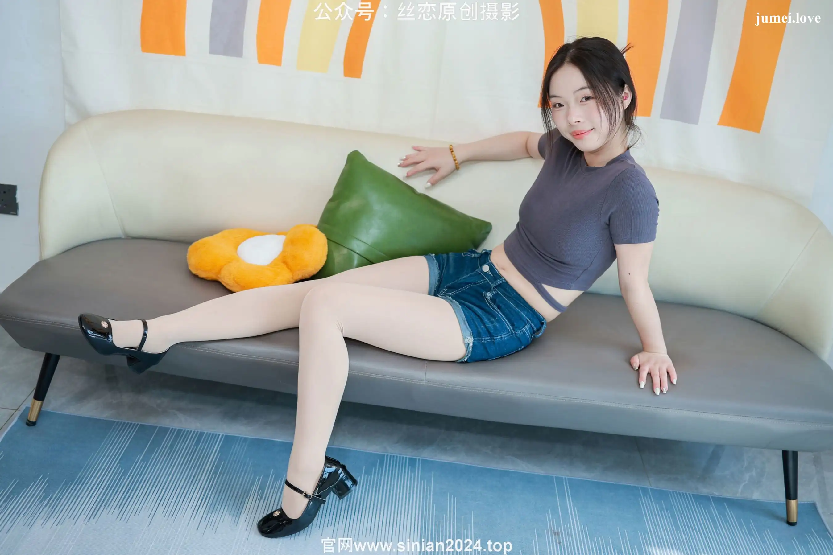 丝恋摄影 No.067 麦麦 - 学院风制服 过膝白袜 黑色乐福鞋 第9张