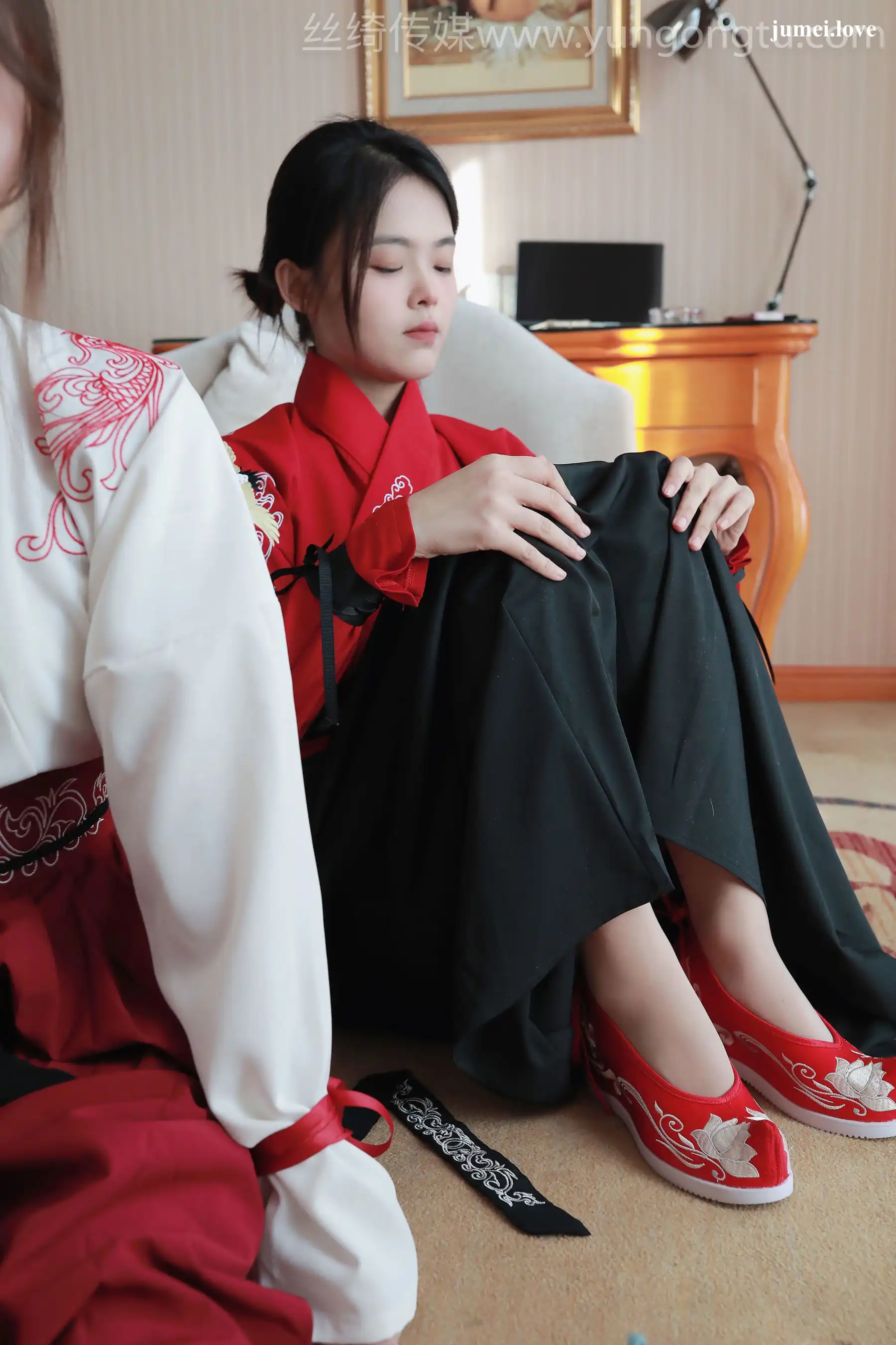 凡夫摄影 - 可菲&晓莲 红色古装汉服丝足 第136张