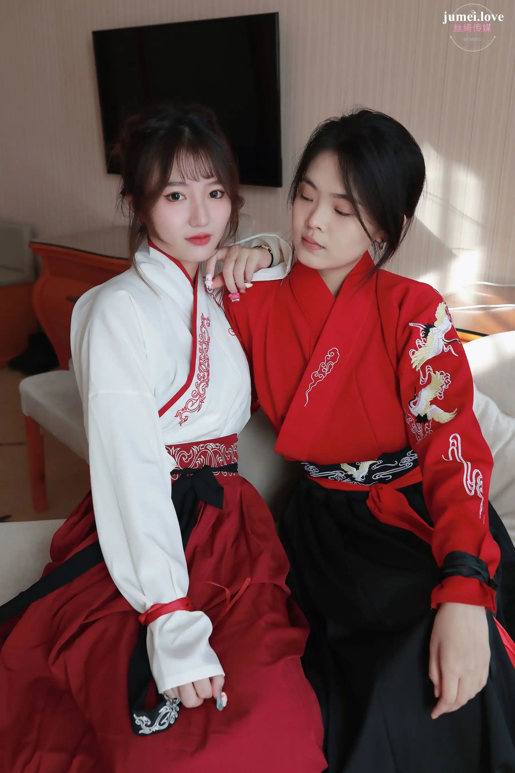 凡夫摄影 - 可菲&晓莲 红色古装汉服丝足 第32张