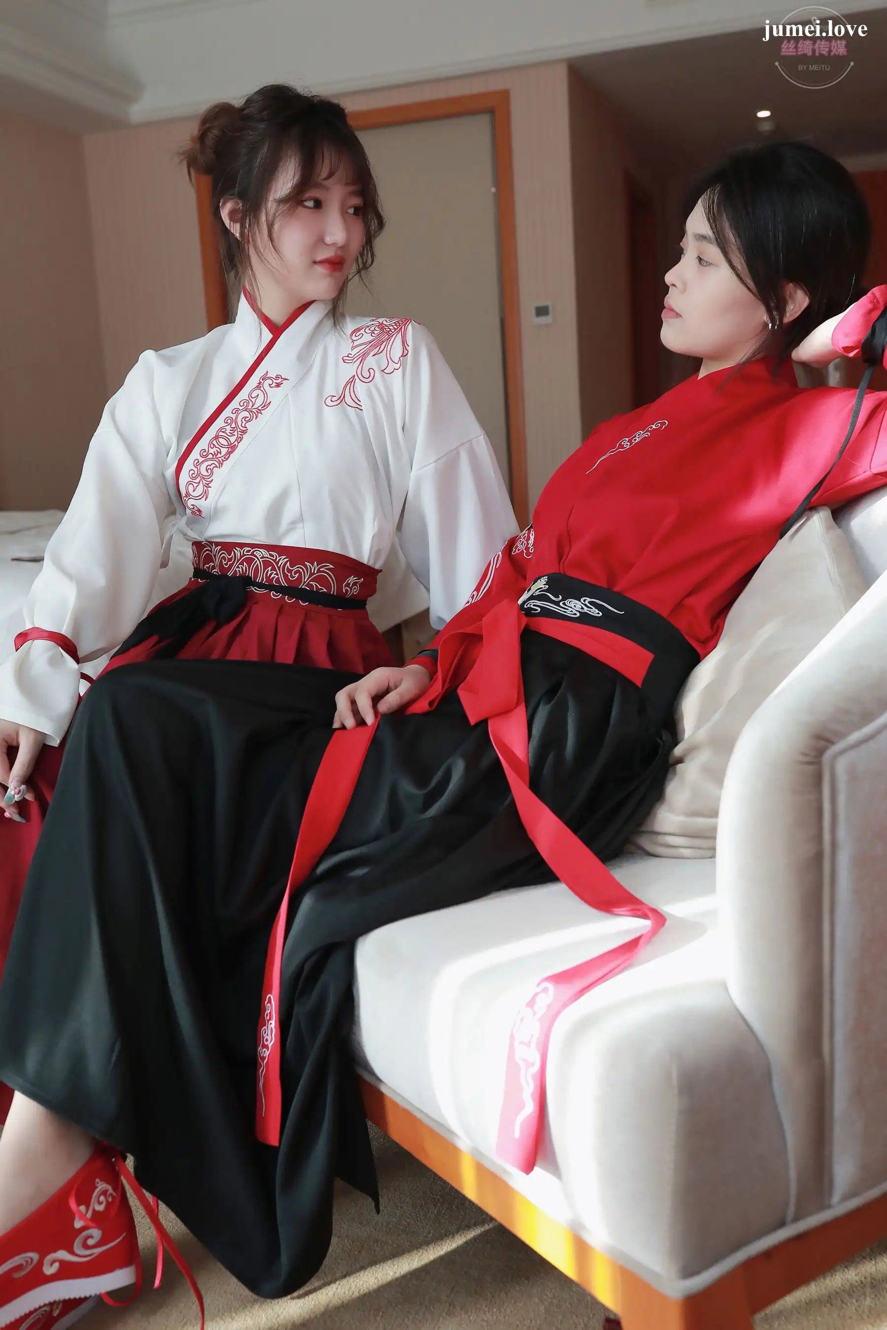 凡夫摄影 - 可菲&晓莲 红色古装汉服丝足 第37张