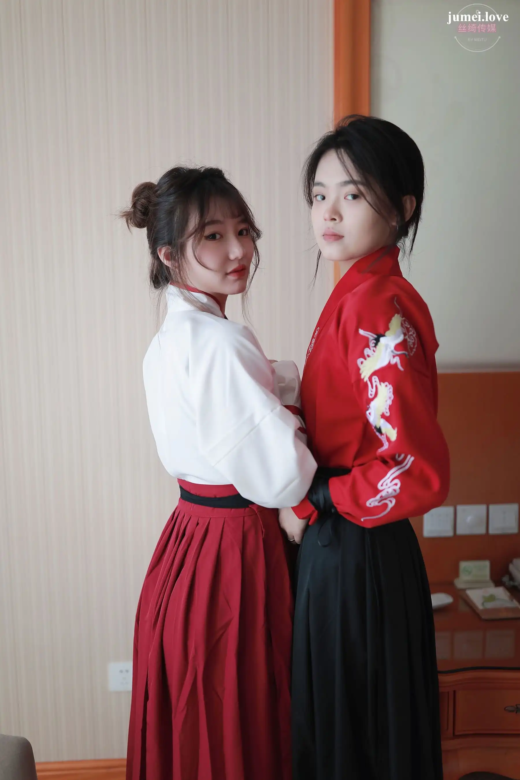 凡夫摄影 - 可菲&晓莲 红色古装汉服丝足 第9张